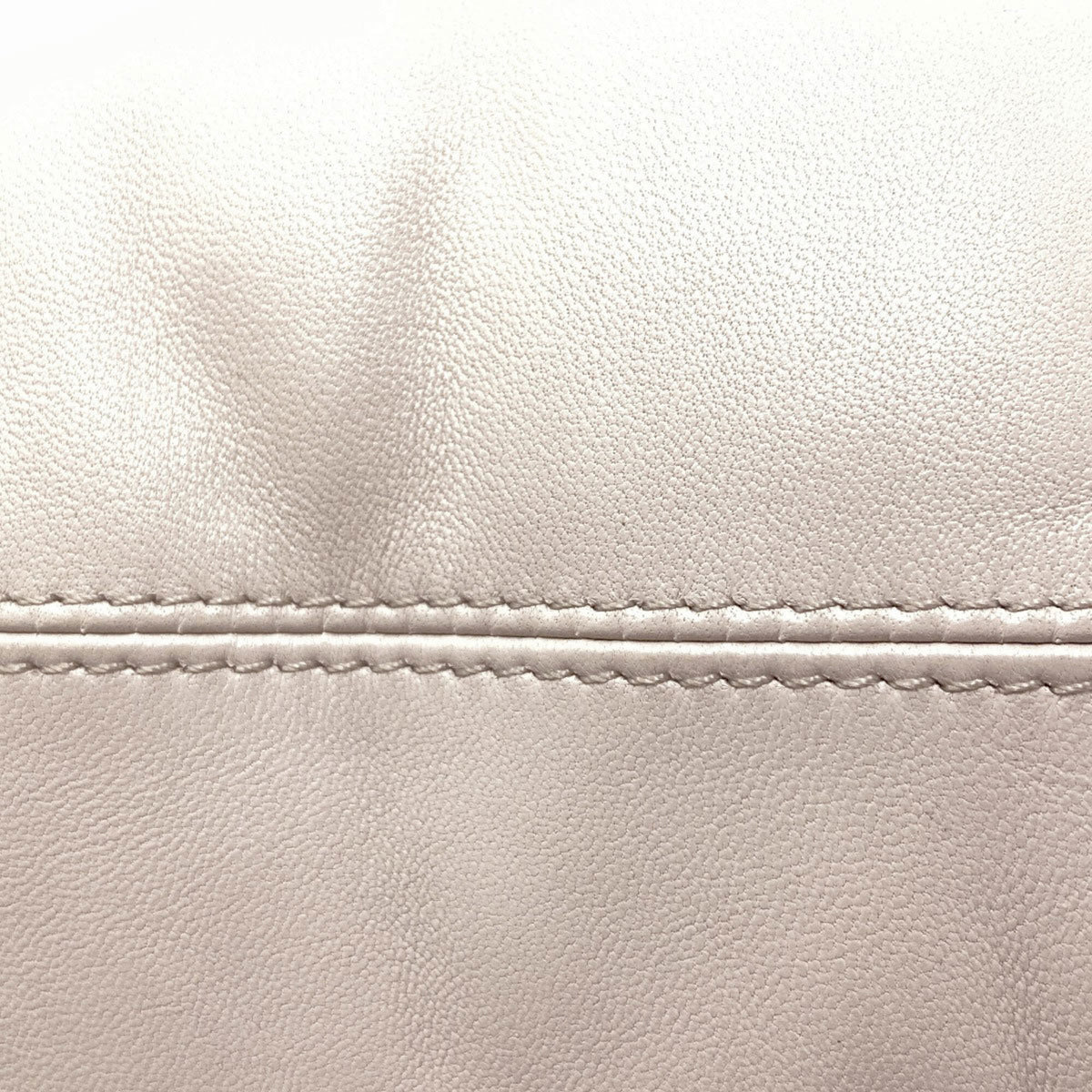 Anya Hindmarch Light Gray Leather Shoulder Bag (Pre-Owned)