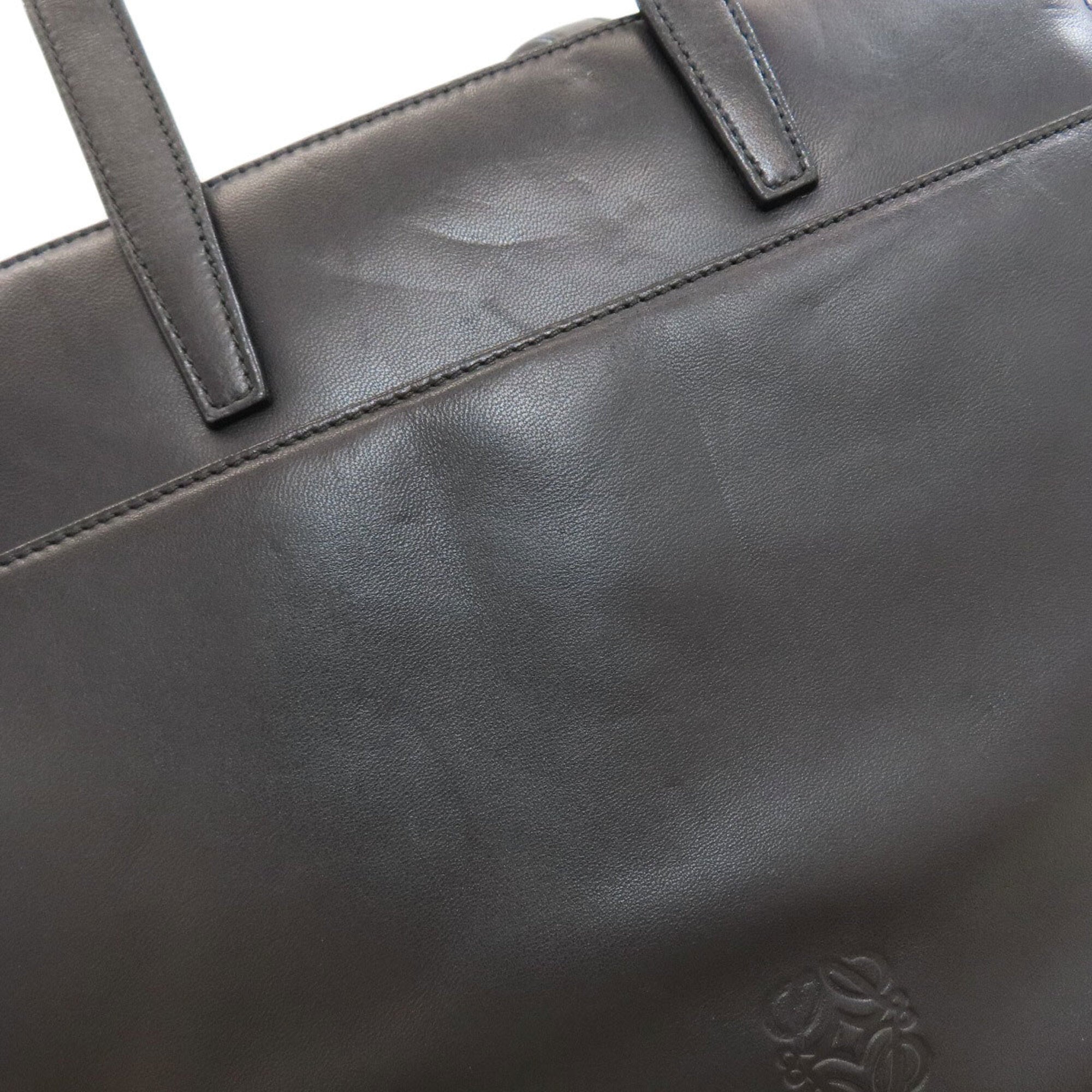 Loewe Black Leather Handbag (Pre-Owned)
