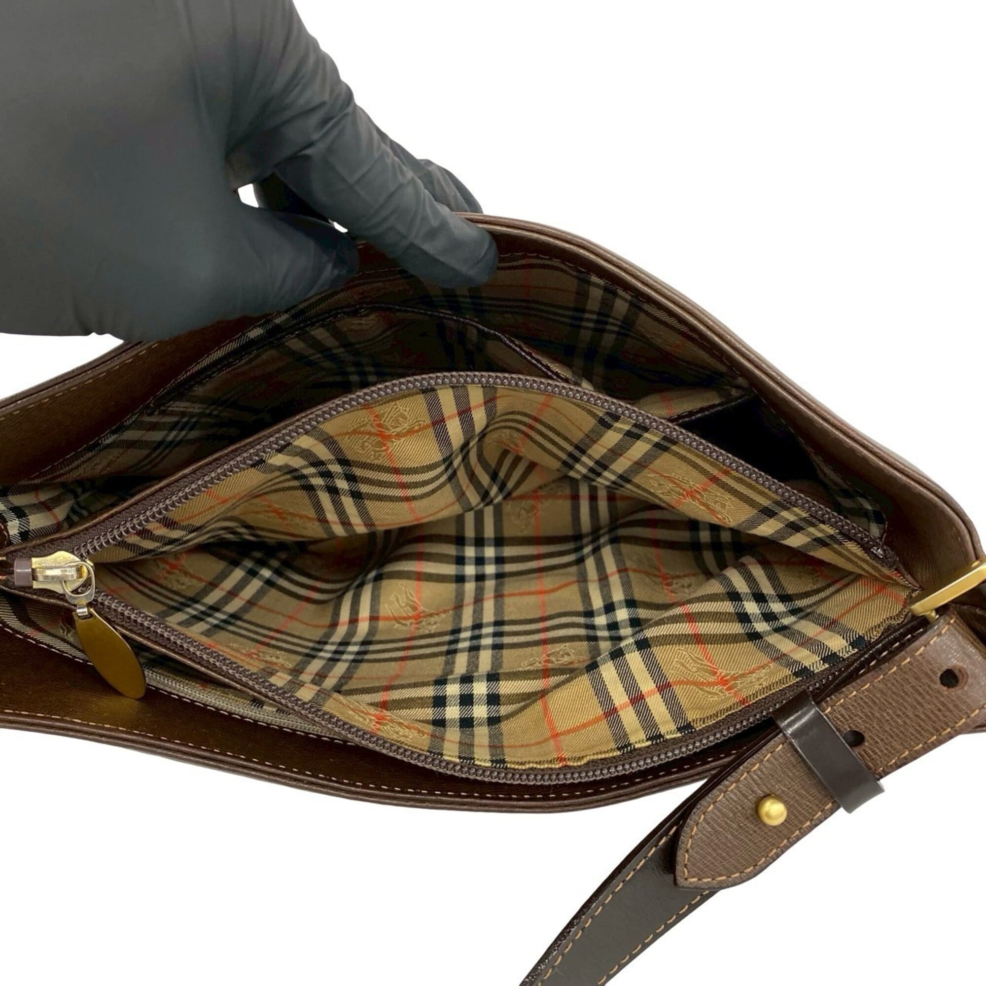 Burberry Brown Leather Shoulder Bag (Pre-Owned)