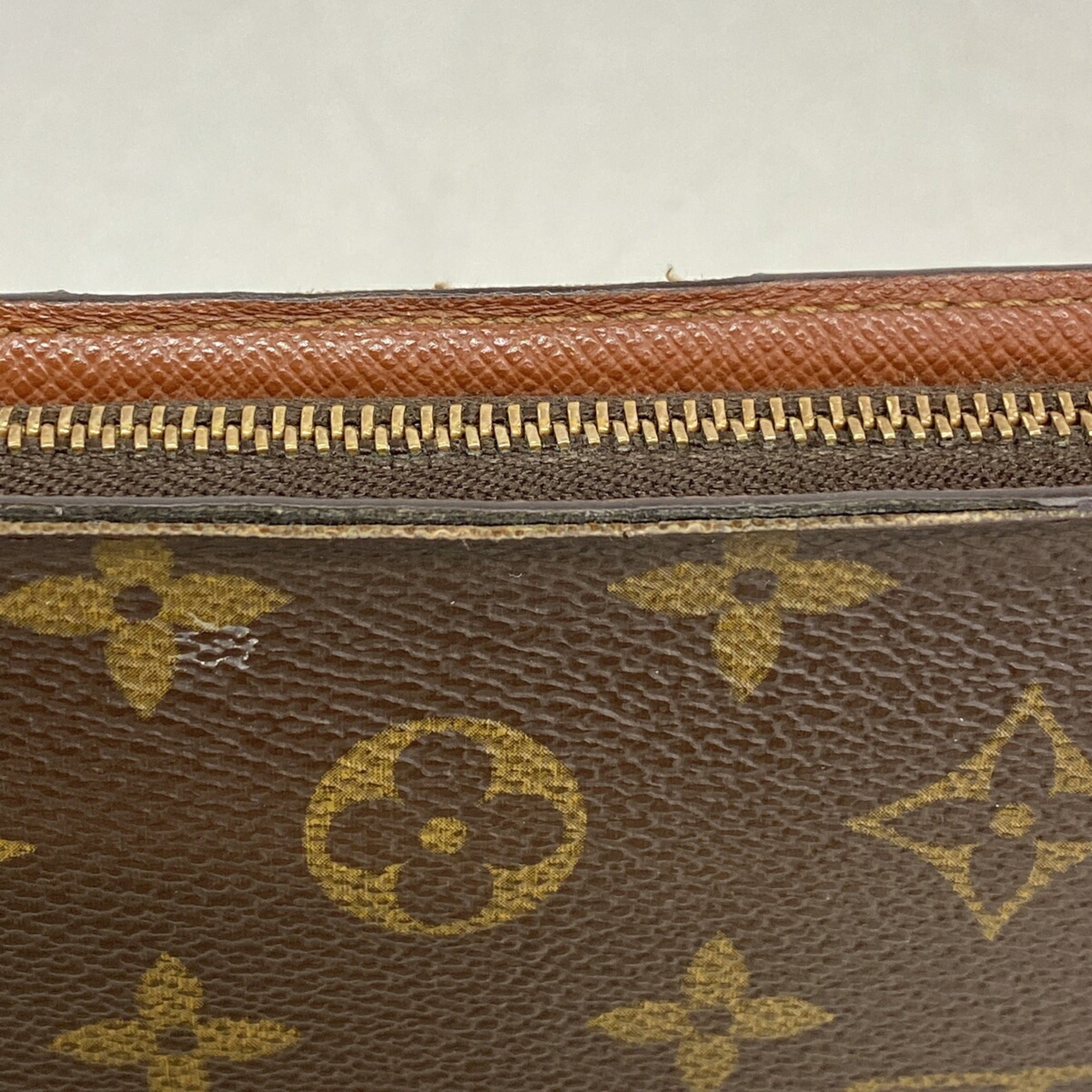 Louis Vuitton Brown Long Wallet (Bi-Fold) (Pre-Owned)