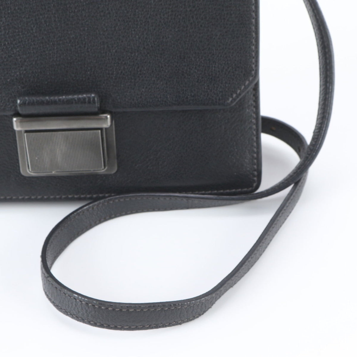 Miu Miu Black Leather Crossbody Bag Handbag Shoulder Bag Tote Bag (Pre-Owned)