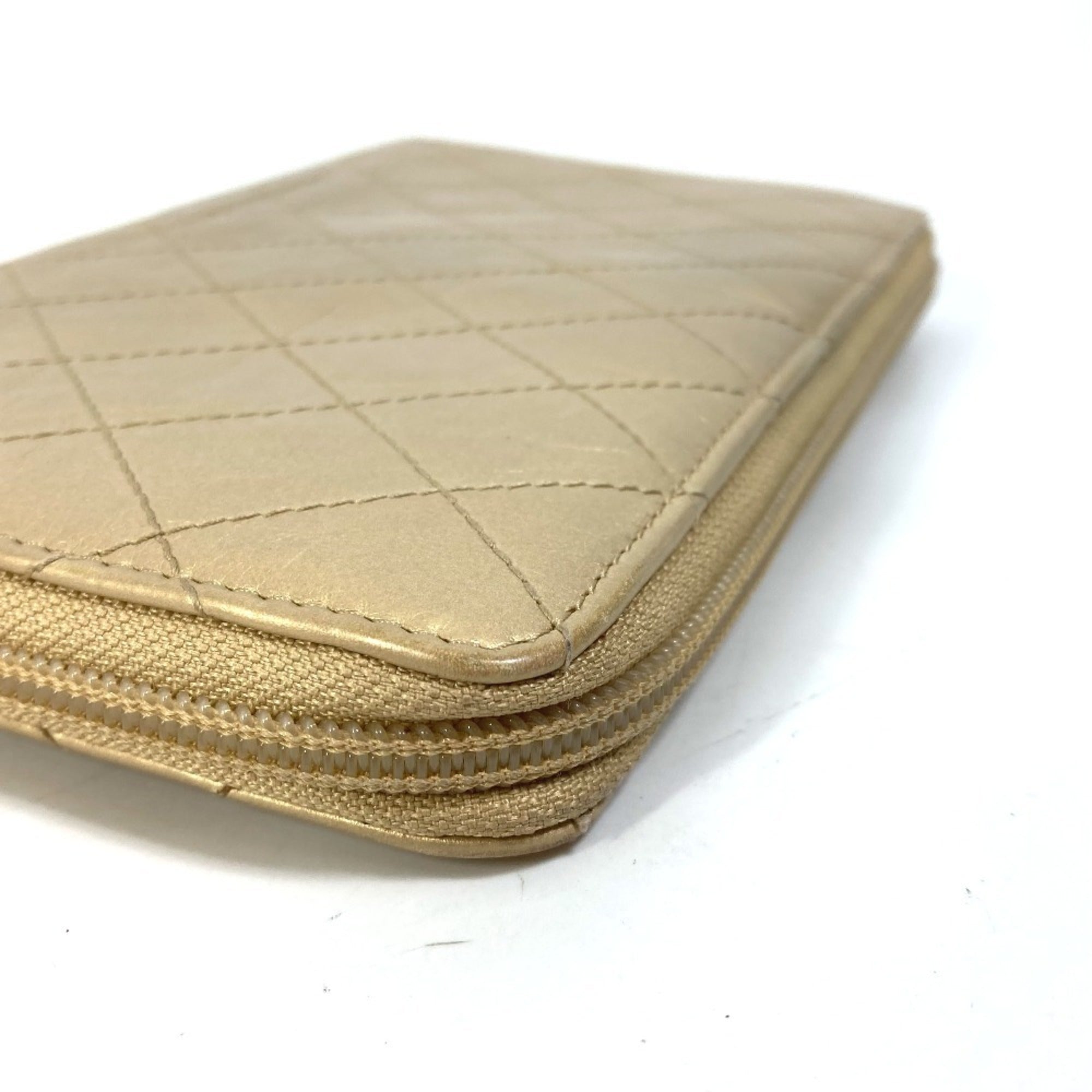 Chanel Matelasse Gold Leather Long Wallet (Bi-Fold) (Pre-Owned)