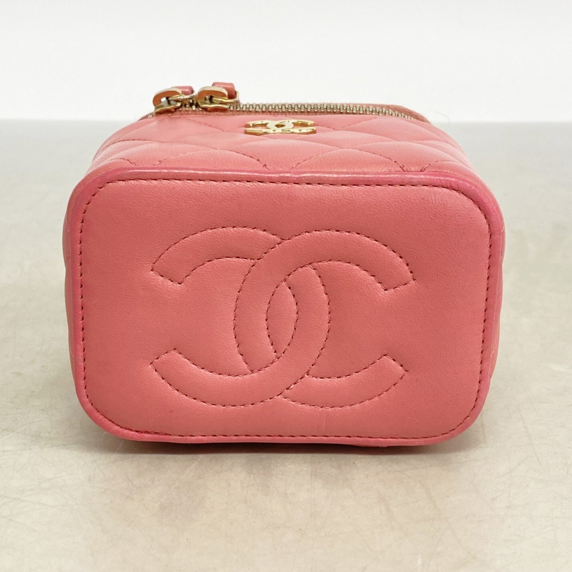 Chanel Pink Leather Vanity Bag (Pre-Owned)