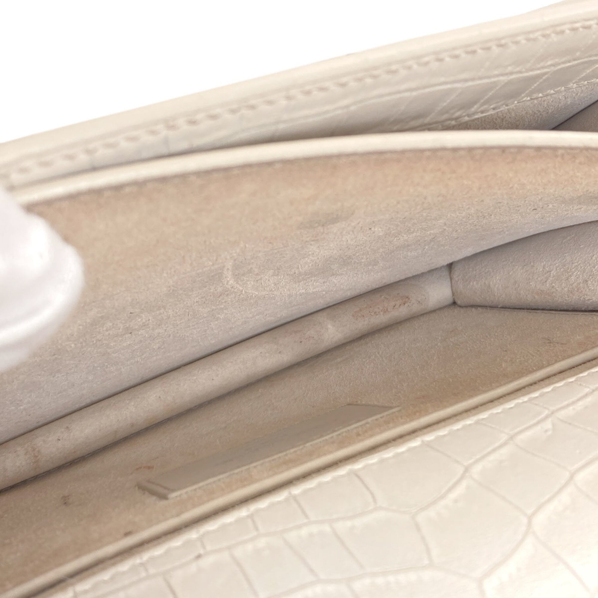 Saint Laurent White Leather Shoulder Bag (Pre-Owned)