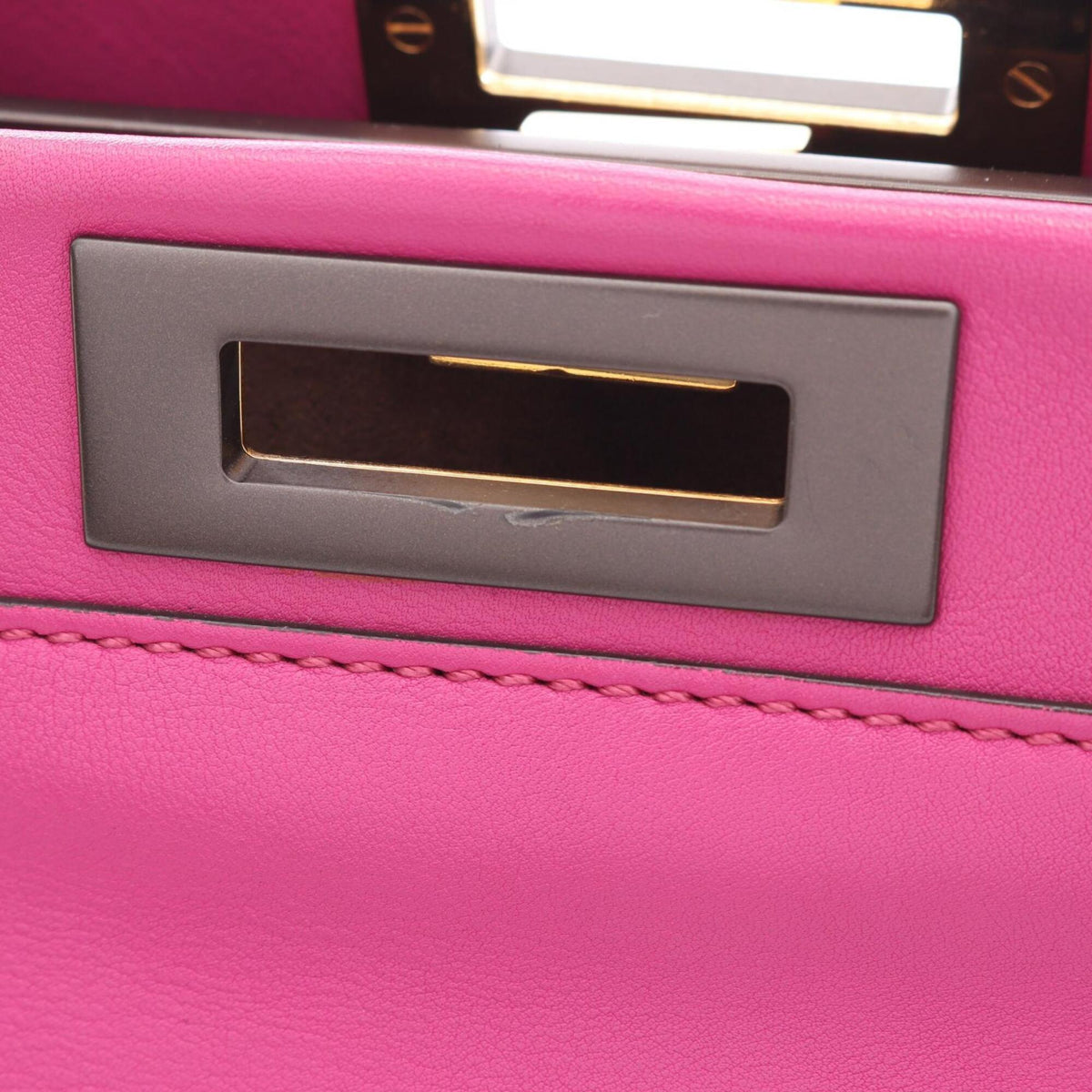 Fendi Peekaboo Pink Leather Handbag (Pre-Owned)