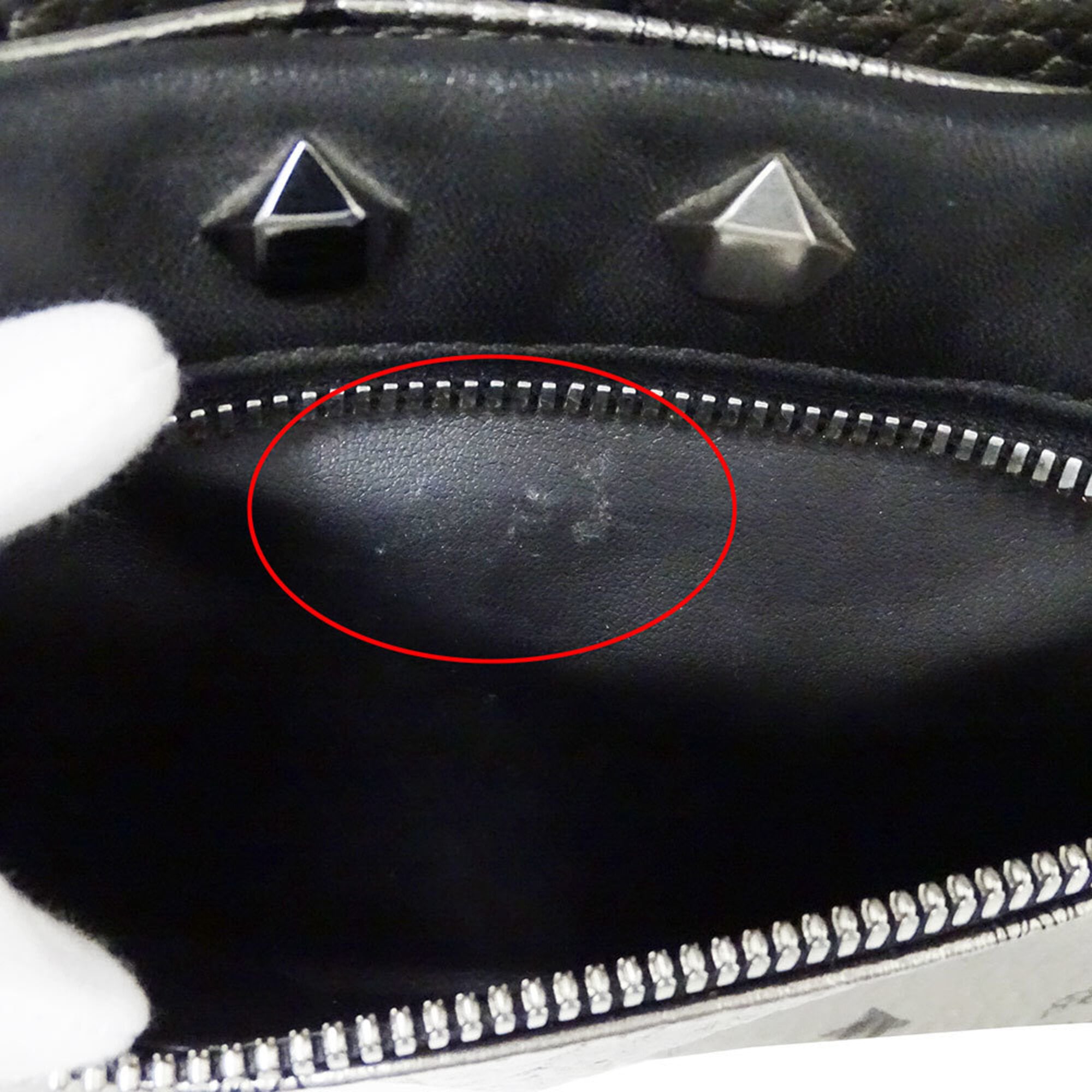 Mcm Black Canvas Handbag Pouch (Pre-Owned)