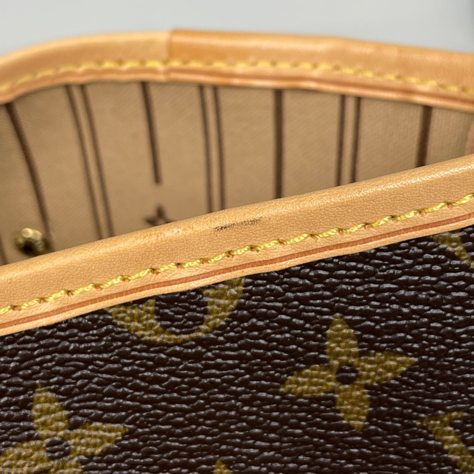Louis Vuitton Brown Monogram Tote Bag (Pre-Owned)