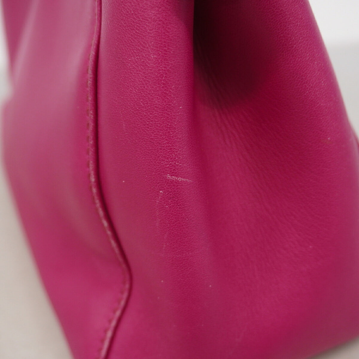 Fendi Pink Leather Handbag (Pre-Owned)