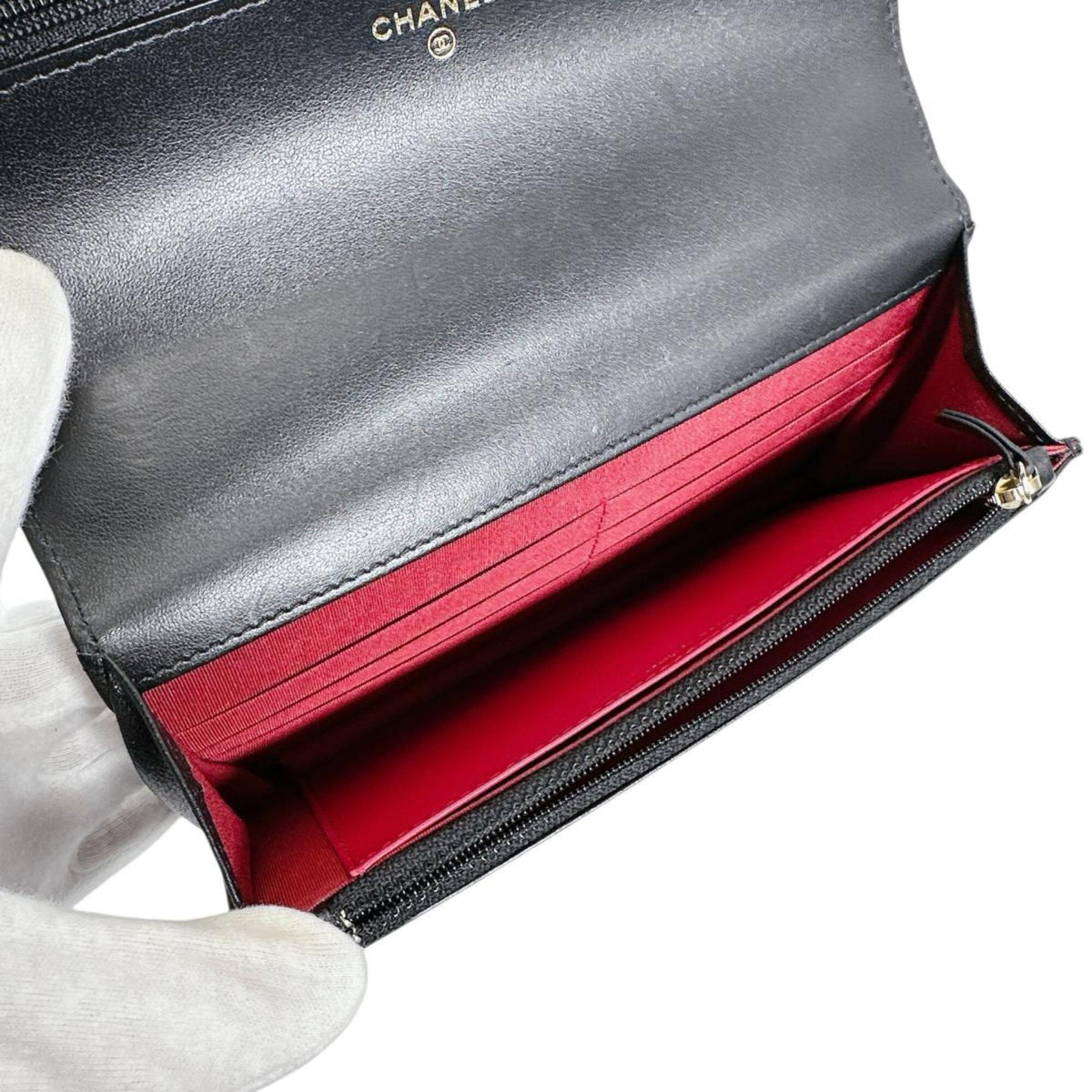 Chanel Black Leather Chain/Shoulder Wallet (Pre-Owned)