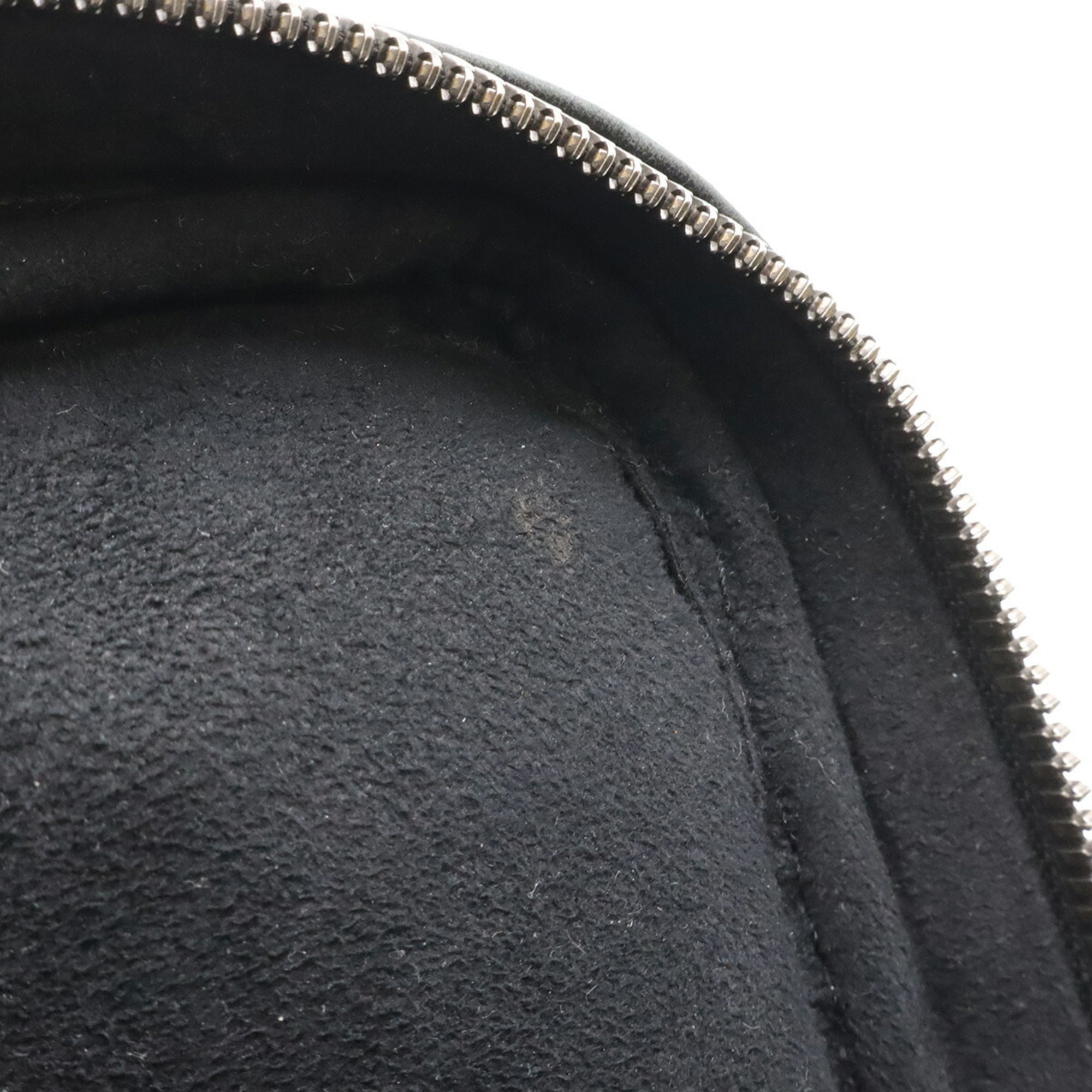 Louis Vuitton Noir Leather Pochette Shoulder Bag (Pre-Owned)