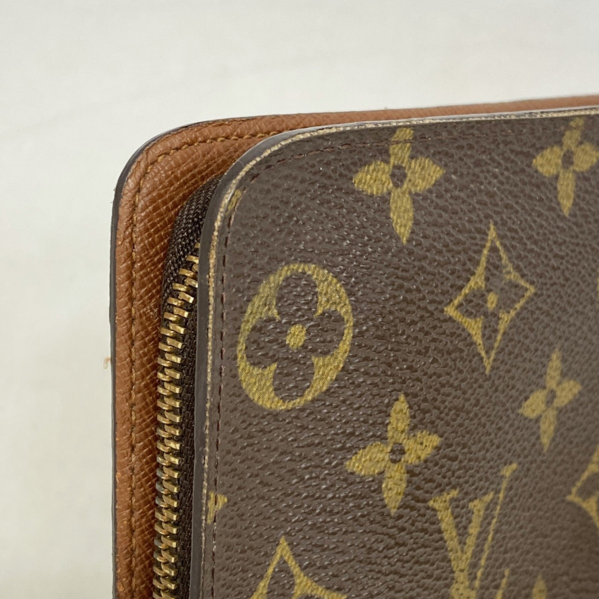 Louis Vuitton Brown Long Wallet (Bi-Fold) (Pre-Owned)