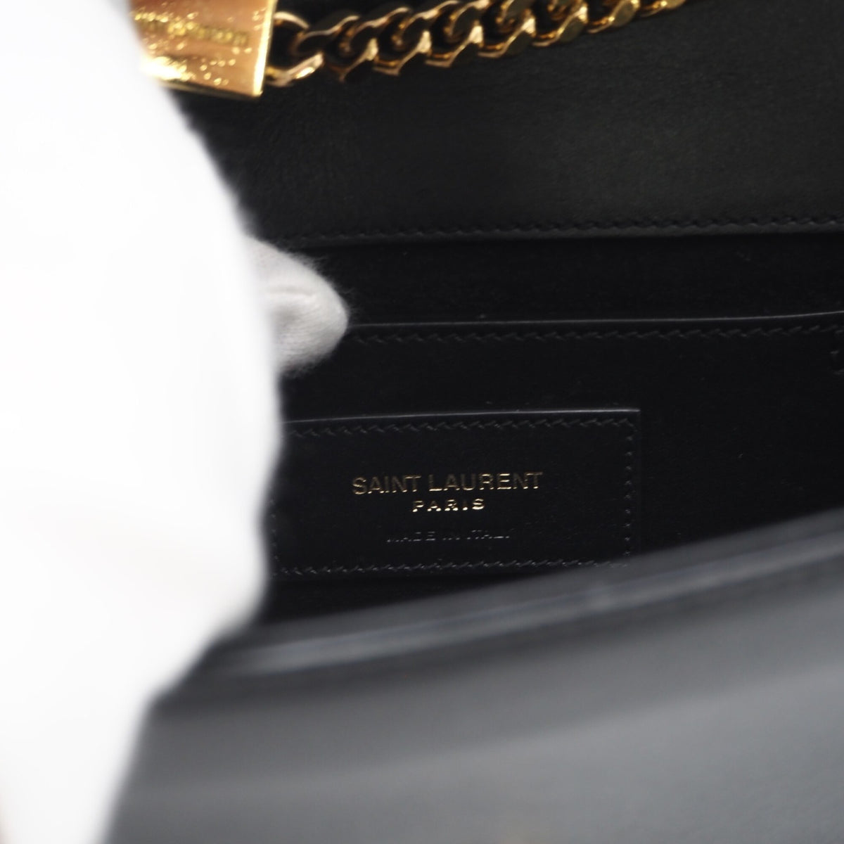 Yves Saint Laurent Black Leather Shoulder Bag (Pre-Owned)