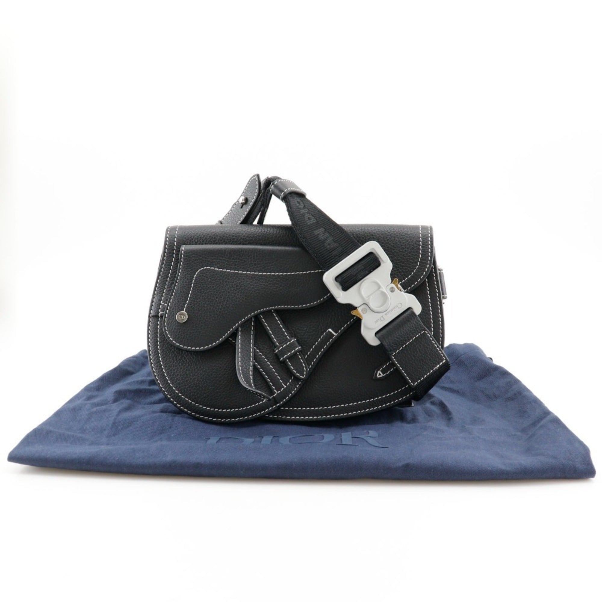 Christian Dior Black Leather Sling Bag (Pre-Owned)
