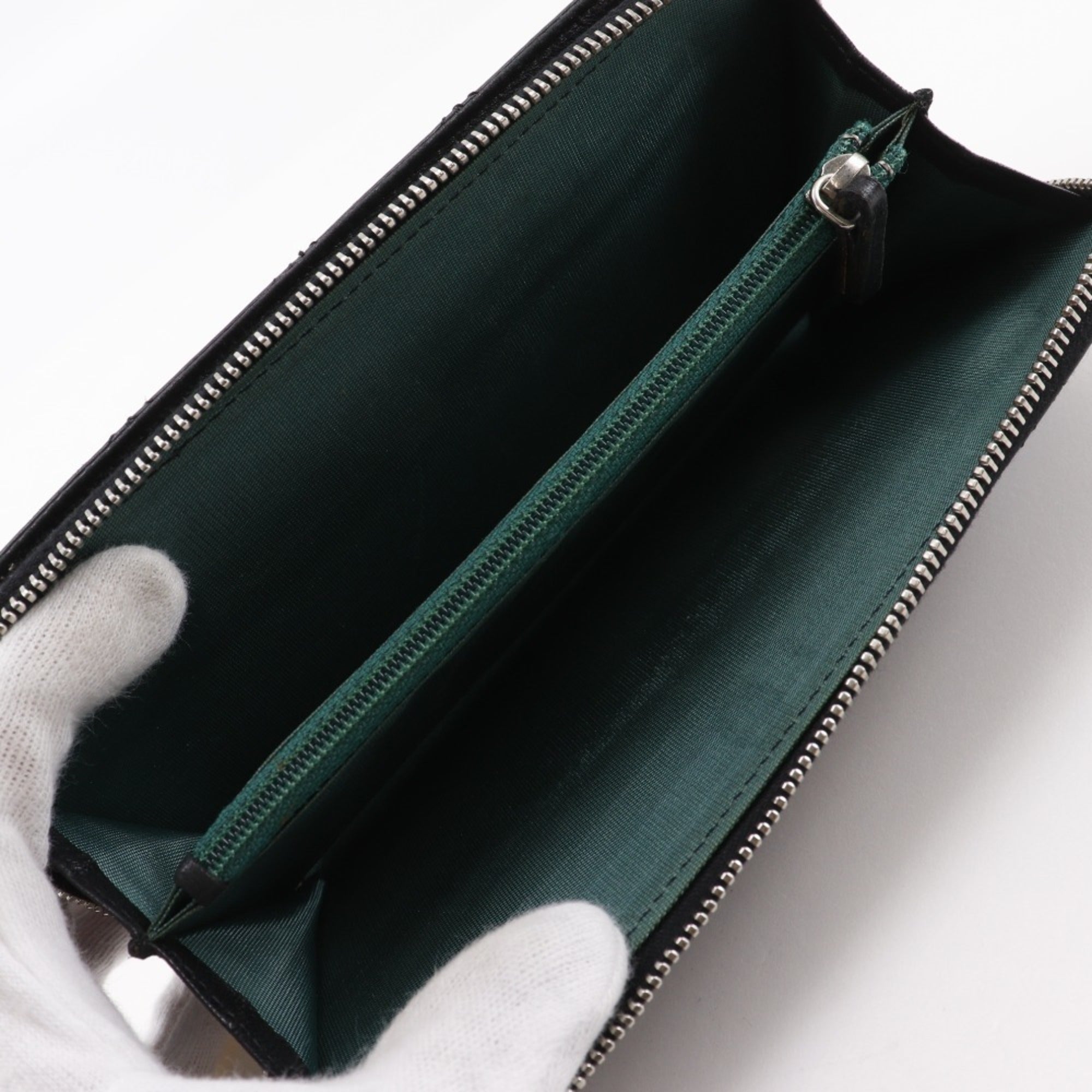 Chanel Matelasse Black Leather Long Wallet (Bi-Fold) (Pre-Owned)