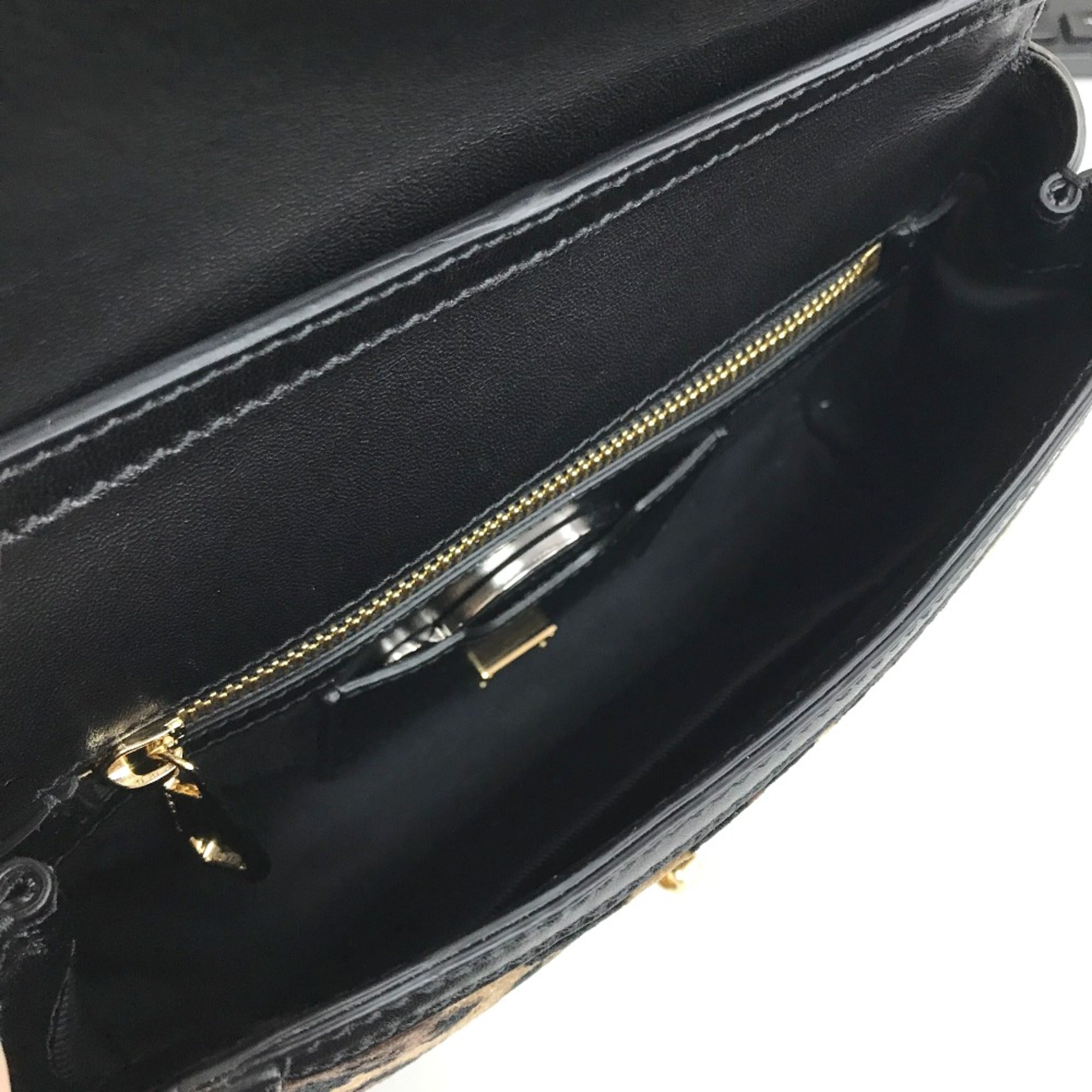 Dolce & Gabbana Black Leather Shoulder Bag (Pre-Owned)
