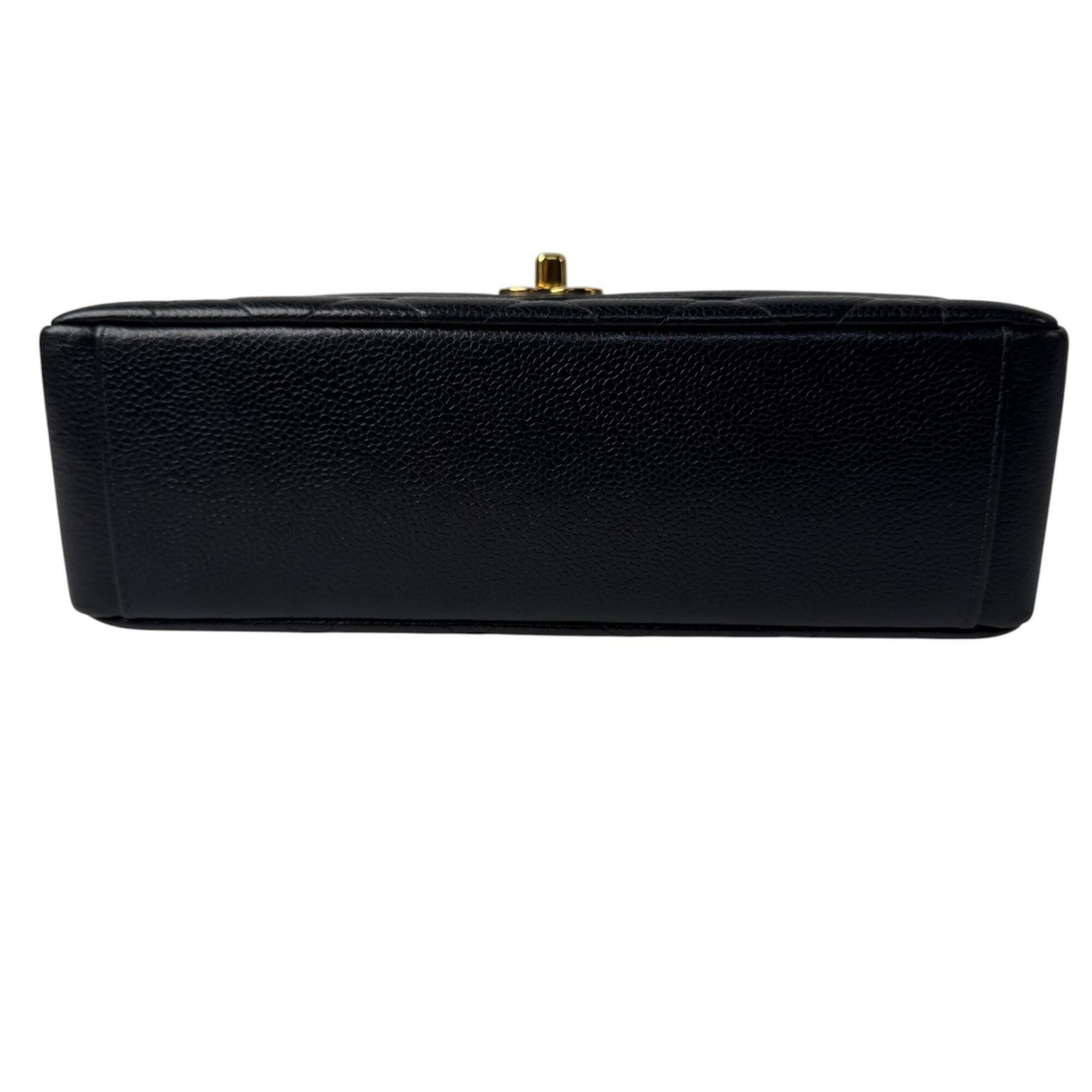 Chanel Black Grained Calfskin Shoulder Bag (Pre-Owned)
