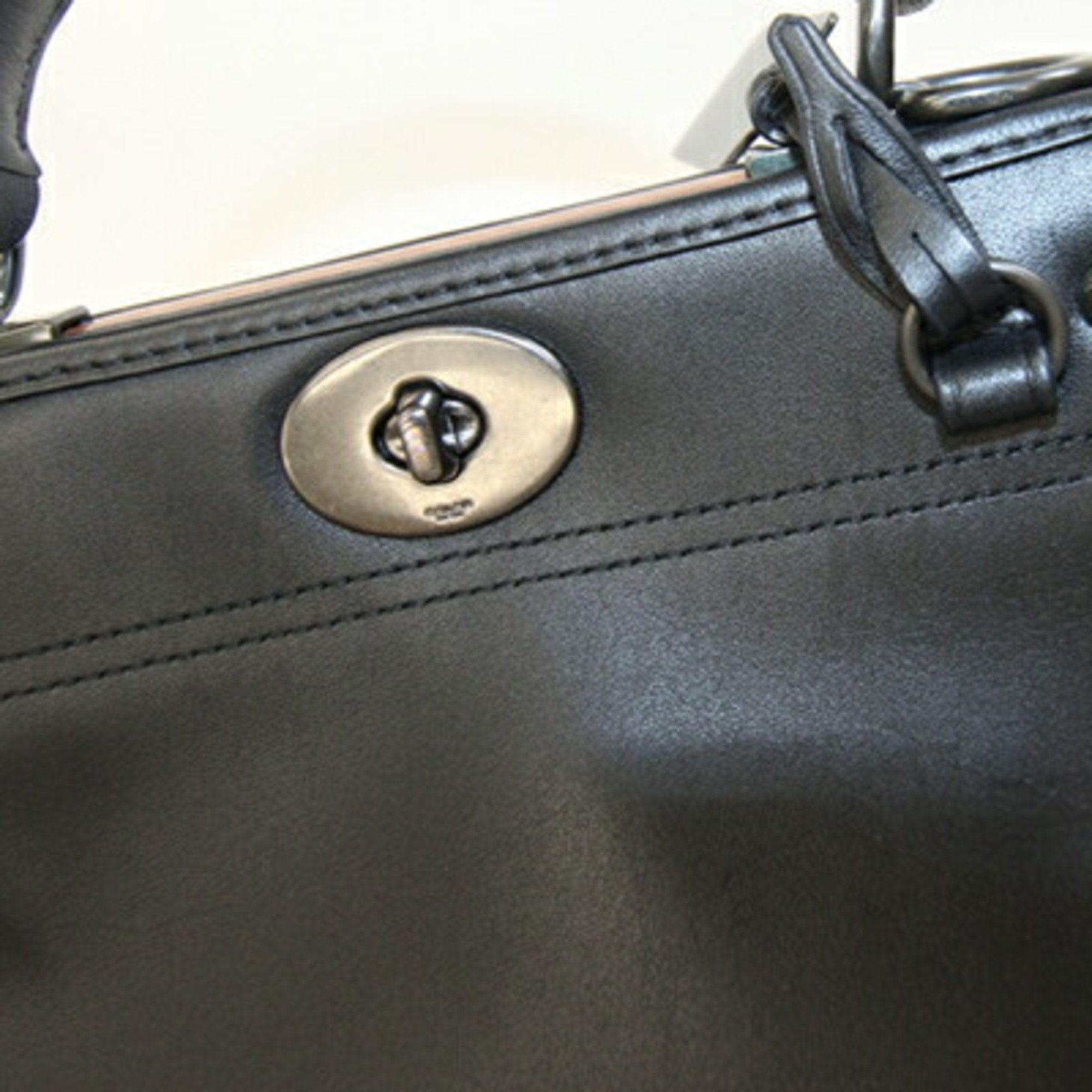 Coach Black Leather Handbag Shoulder Bag (Pre-Owned)