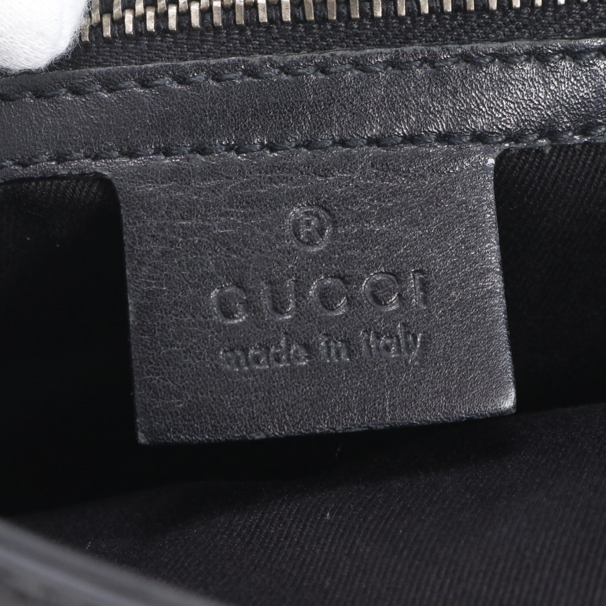 Gucci Gg Canvas Black Gg Canvas Shoulder Bag (Pre-Owned)