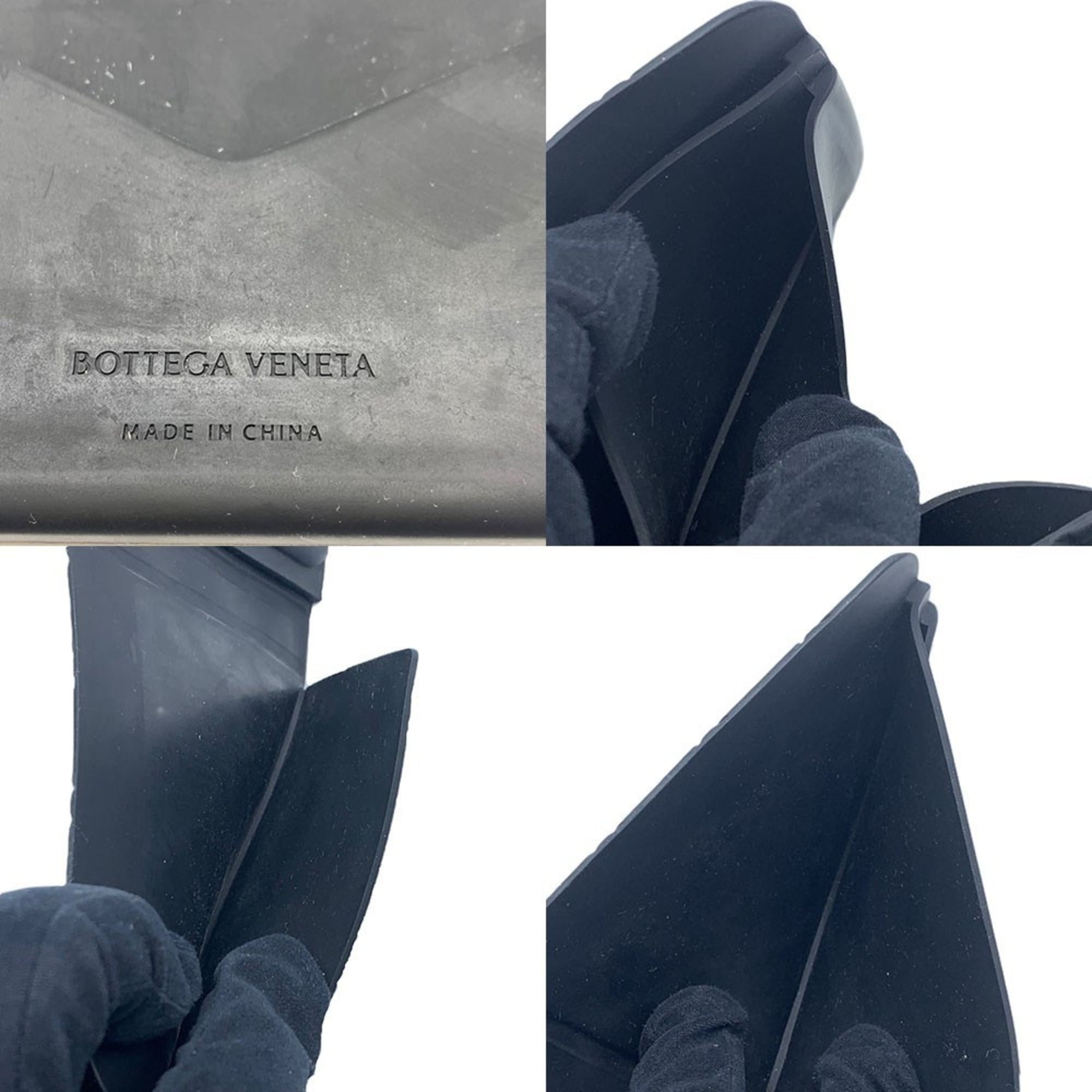 Bottega Veneta Black Rubber Wallet (Bi-Fold) (Pre-Owned)