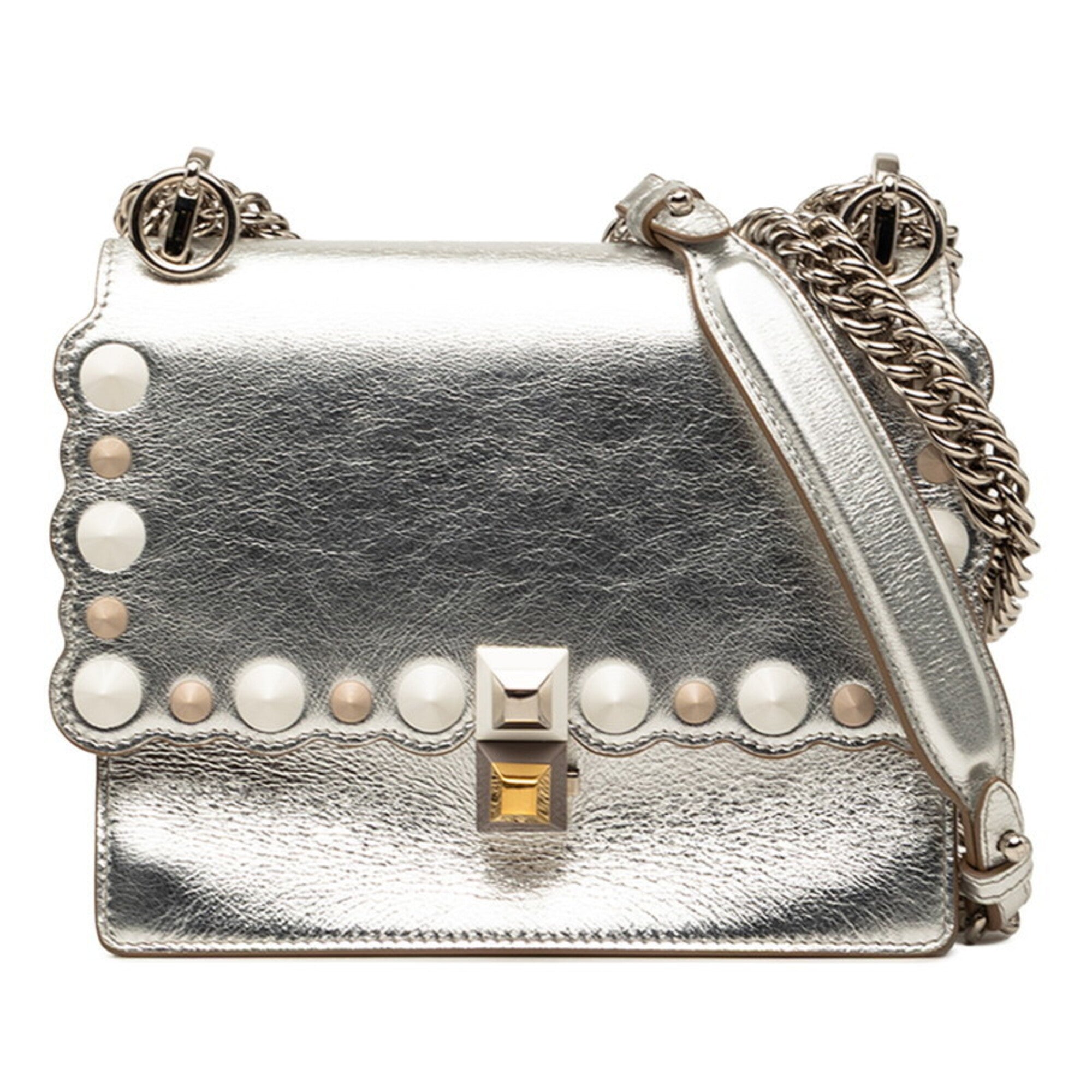 Fendi Silver Leather Shoulder Bag (Pre-Owned)