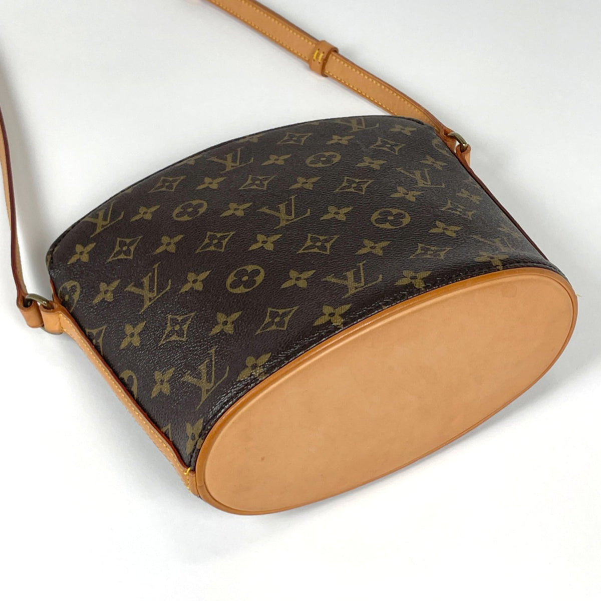 Louis Vuitton Brown Monogram Shoulder Bag (Pre-Owned)