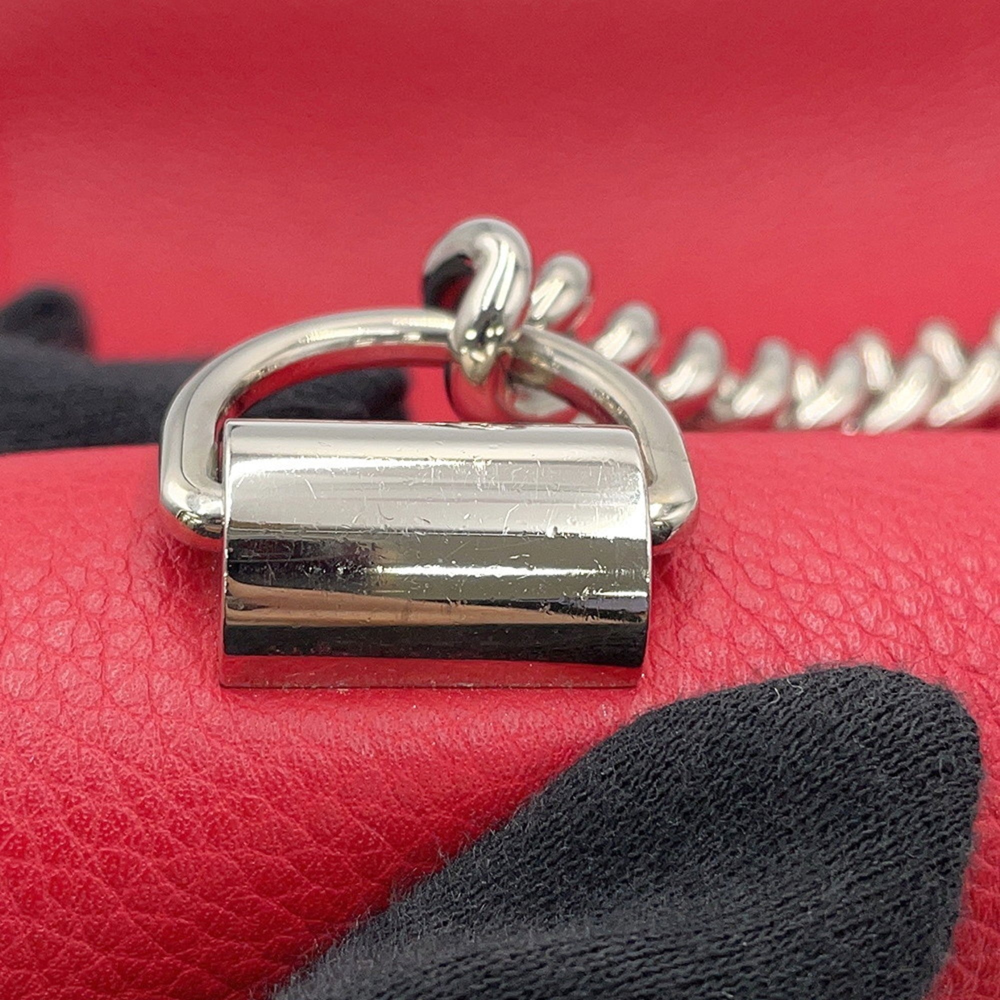 Louis Vuitton Lockme Ii Red Color Ruby Leather Handbag (Pre-Owned)