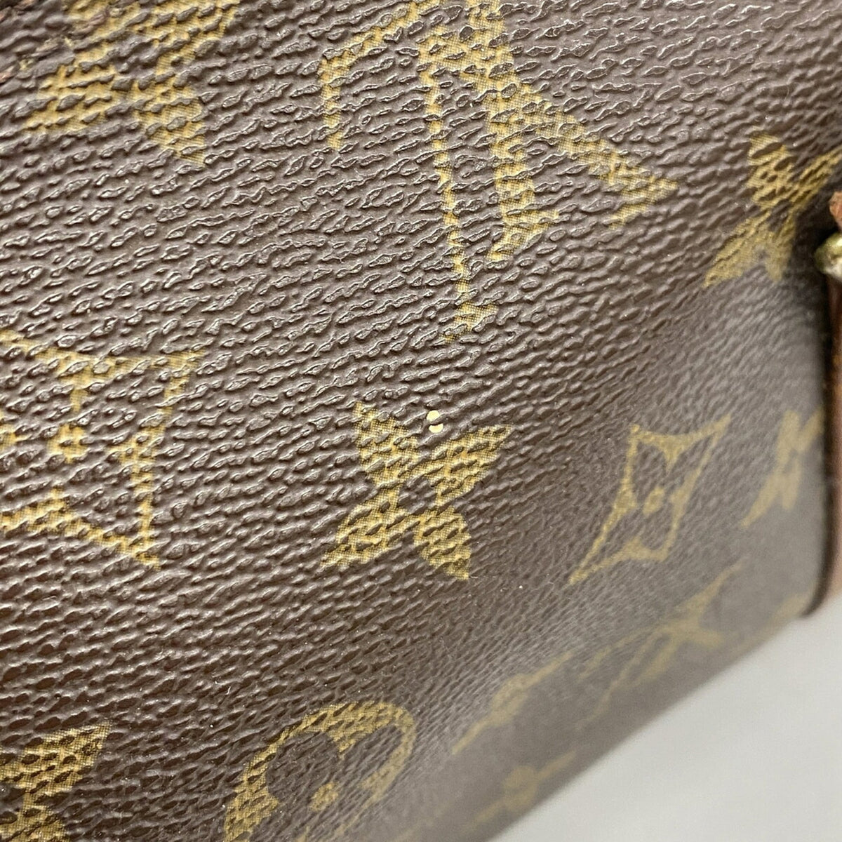 Louis Vuitton Brown Handbag (Pre-Owned)
