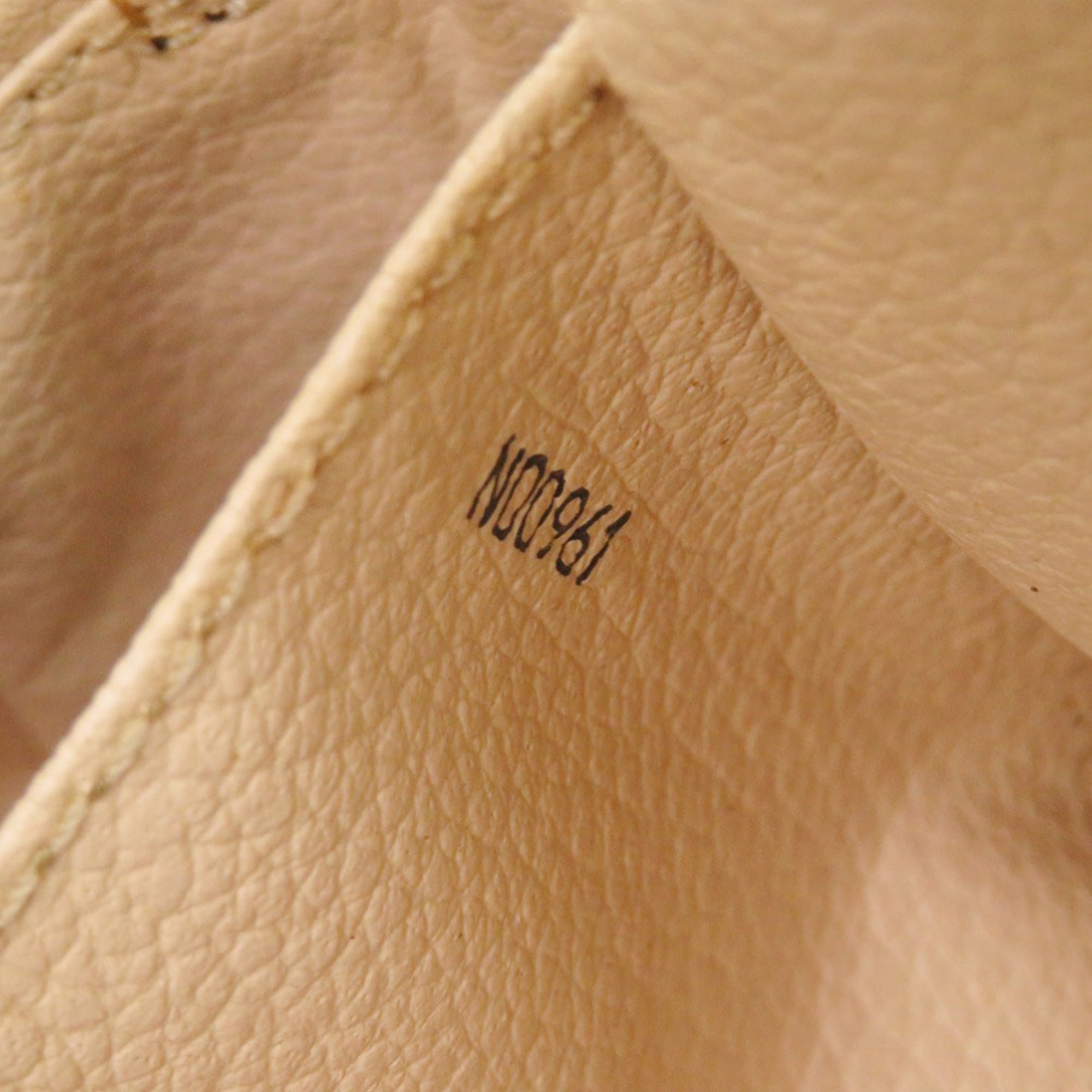 Louis Vuitton Brown Monogram Monogram Clutch Bag Pouch (Pre-Owned)