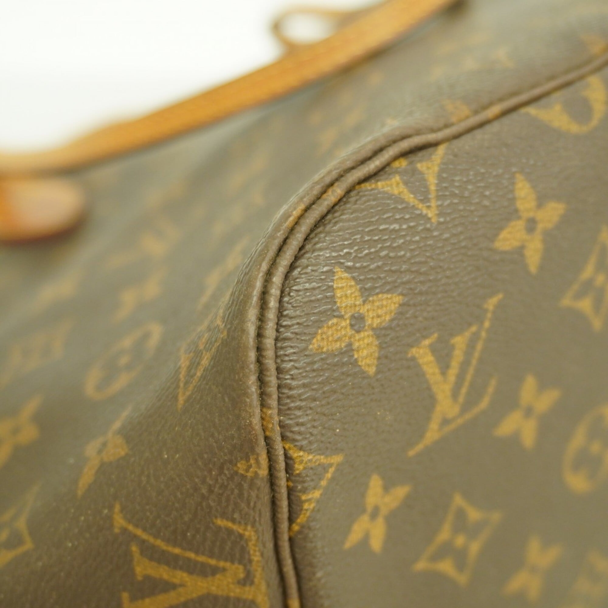 Louis Vuitton Brown Tote Bag (Pre-Owned)