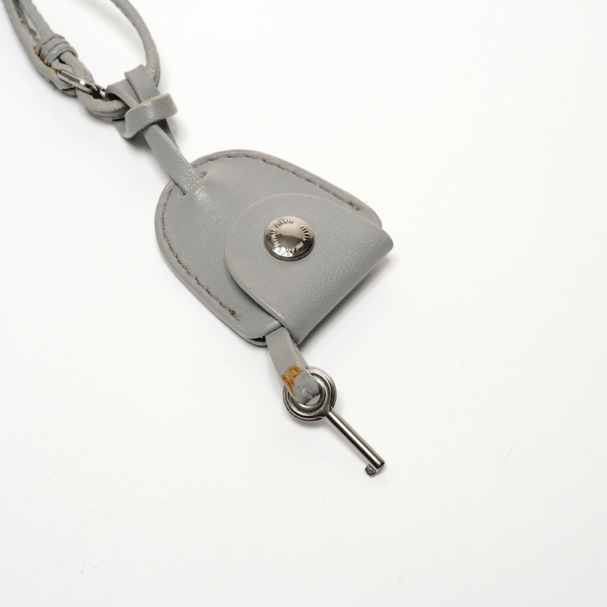 Miu Miu Matelasse Gray Shoulder Bag (Pre-Owned)
