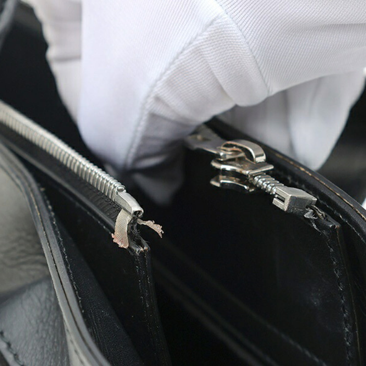 Balenciaga Black Nylon Leather Tote Bag (Pre-Owned)