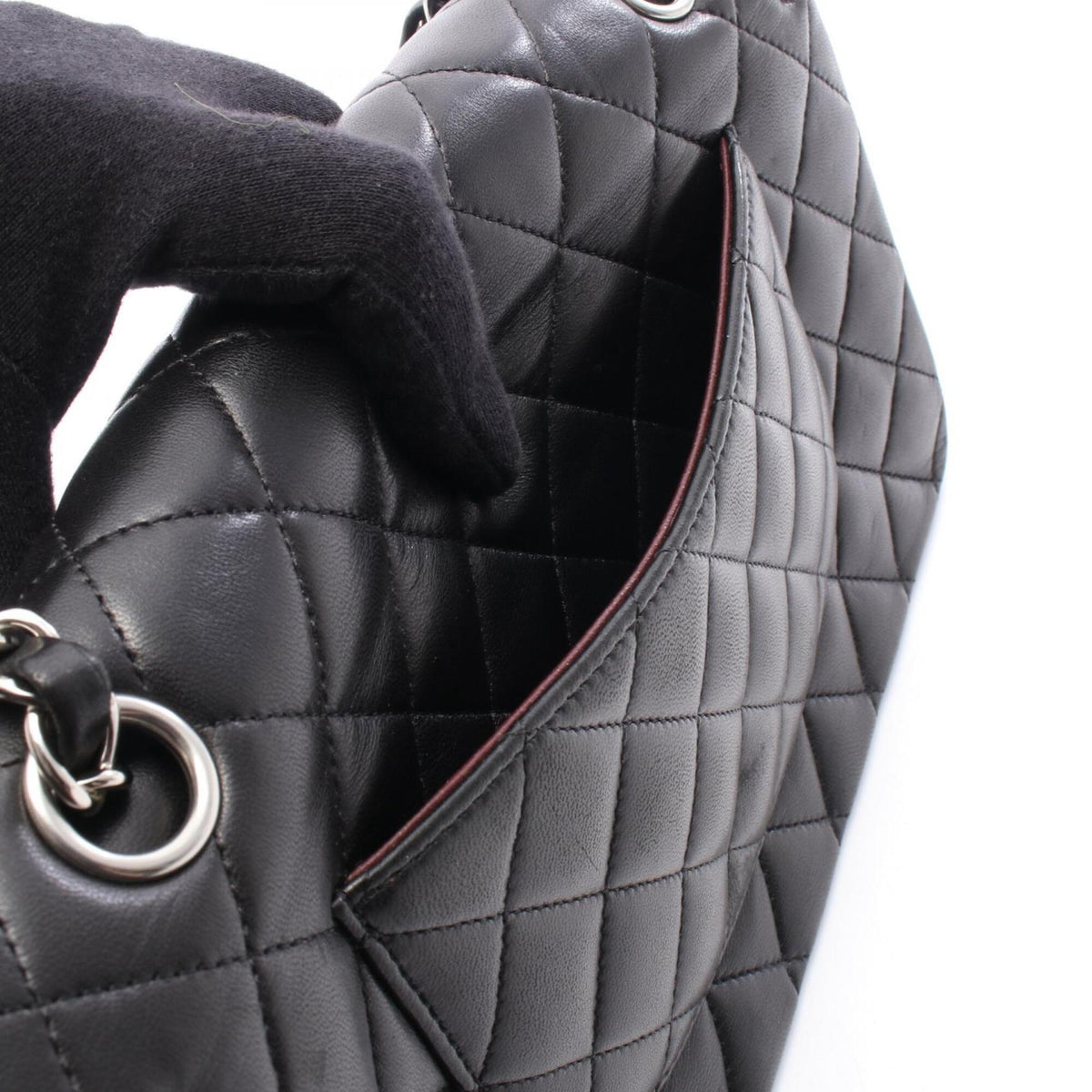 Chanel Black Leather Handbag Shoulder Bag (Pre-Owned)