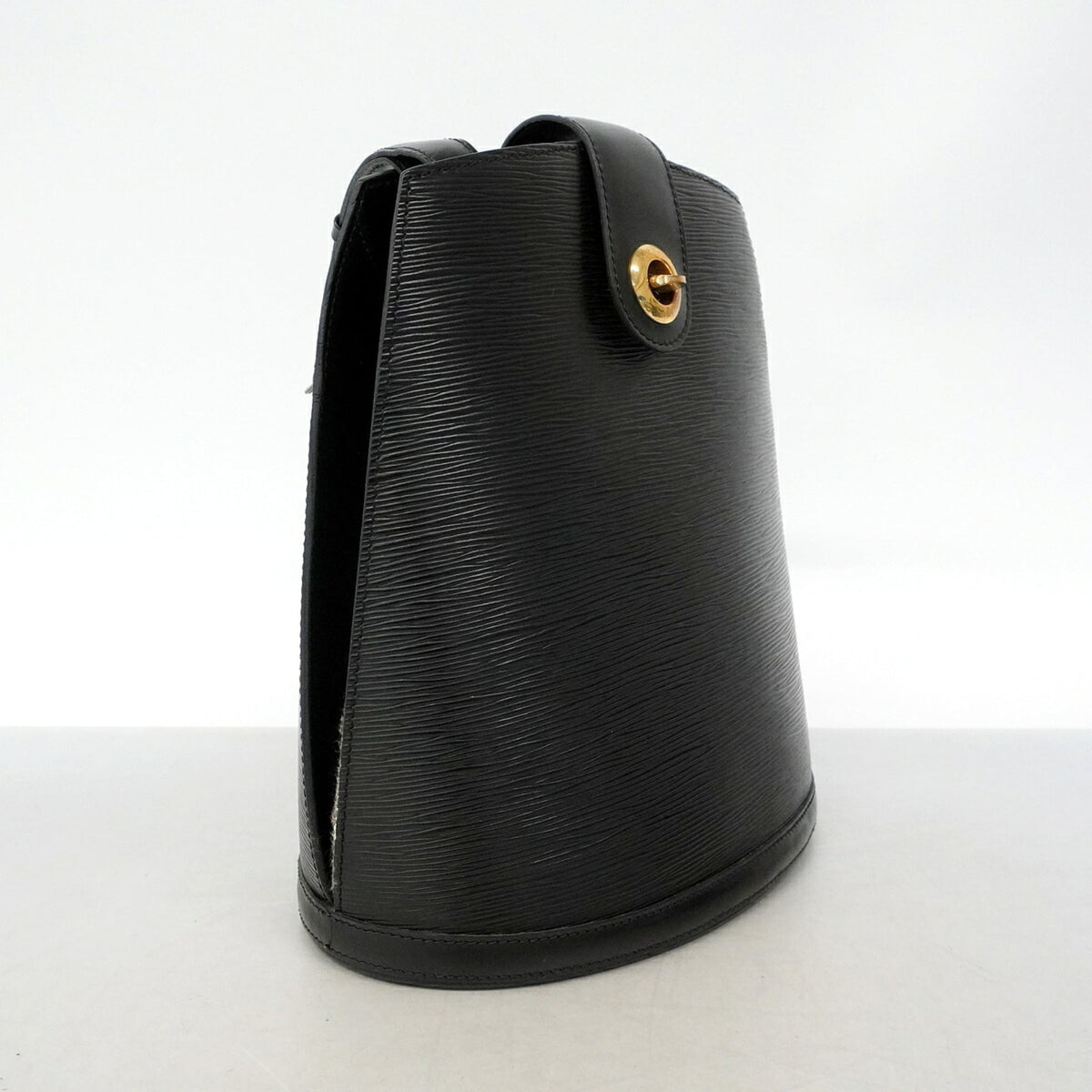 Louis Vuitton Noir Shoulder Bag (Pre-Owned)