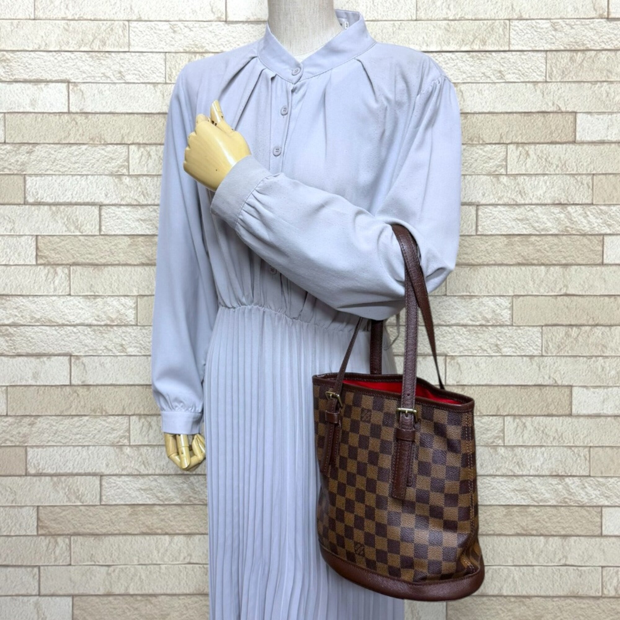 Louis Vuitton Brown Damier Canvas Pouch Shoulder Bag (Pre-Owned)