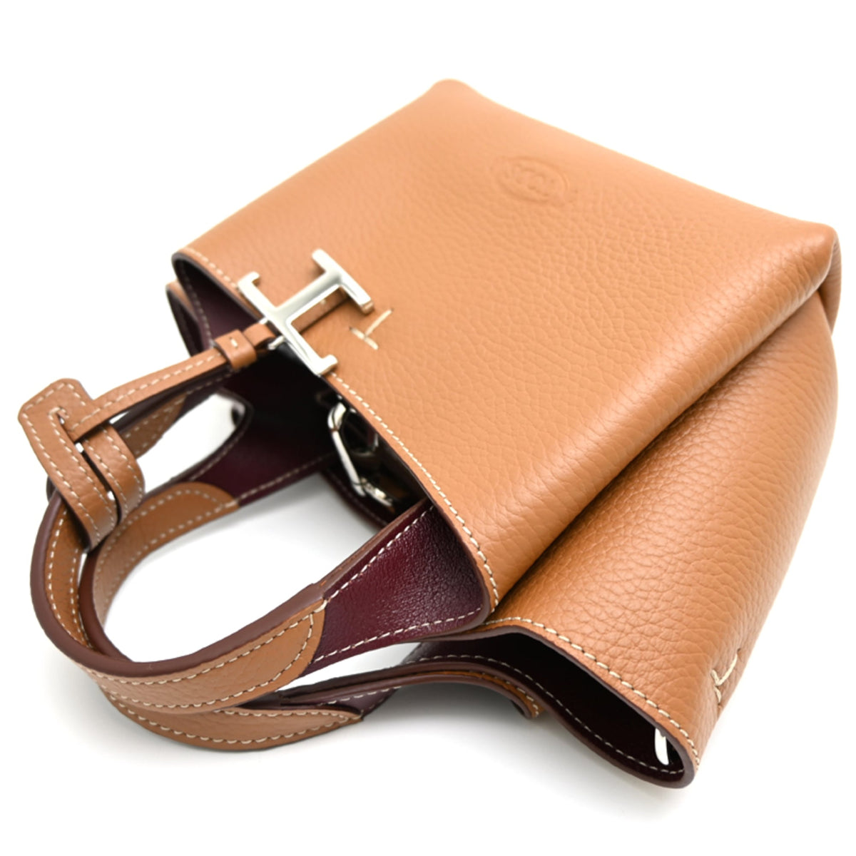 Tod's Brown Leather Handbag (Pre-Owned)