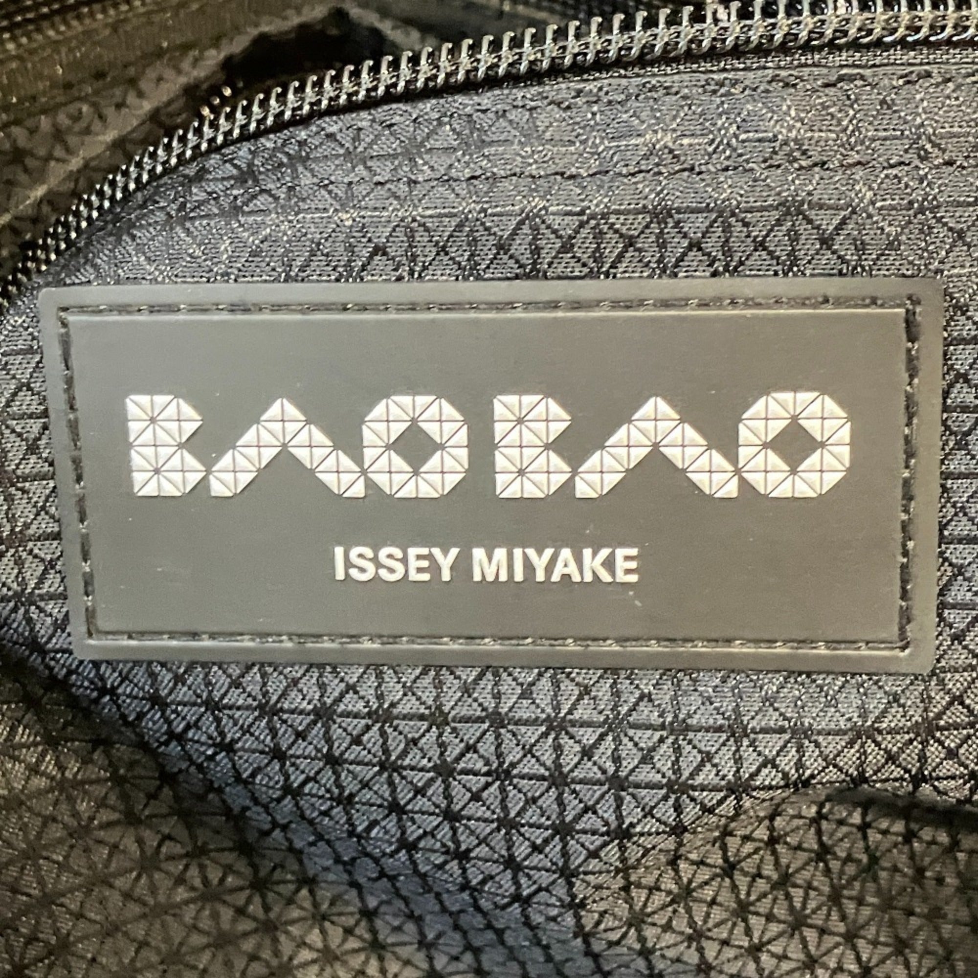 Bao Bao Issey Miyake Blue Tote Bag (Pre-Owned)