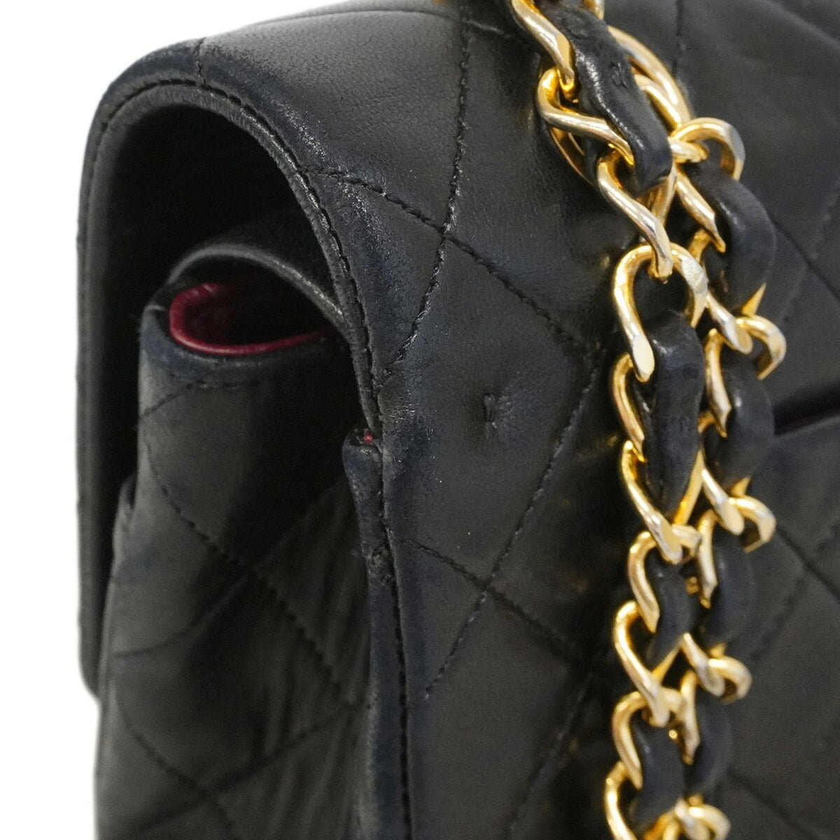 Chanel Black Leather Shoulder Bag (Pre-Owned)