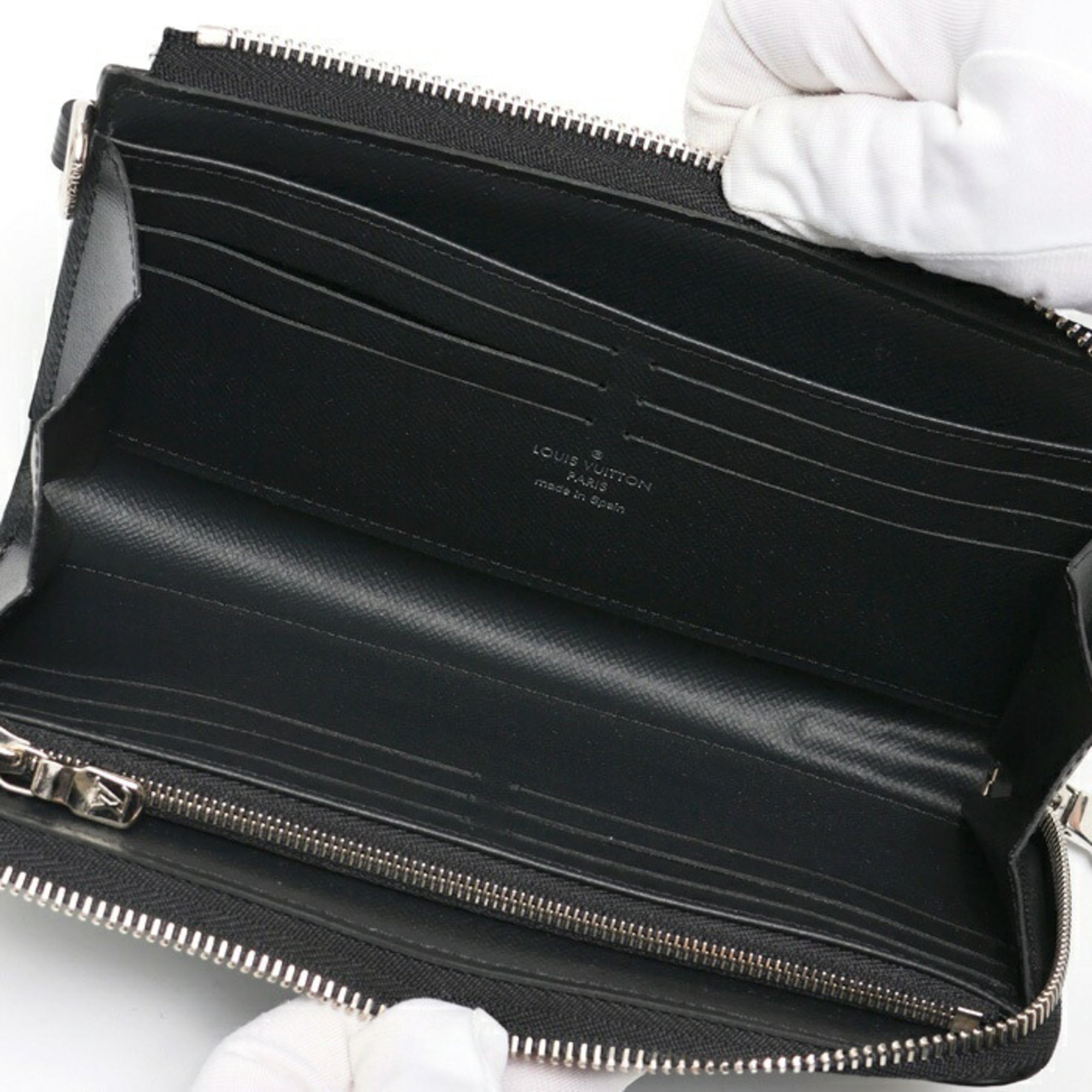 Louis Vuitton Black Noir Epi Leather Coin Purse/Coin Case (Pre-Owned)