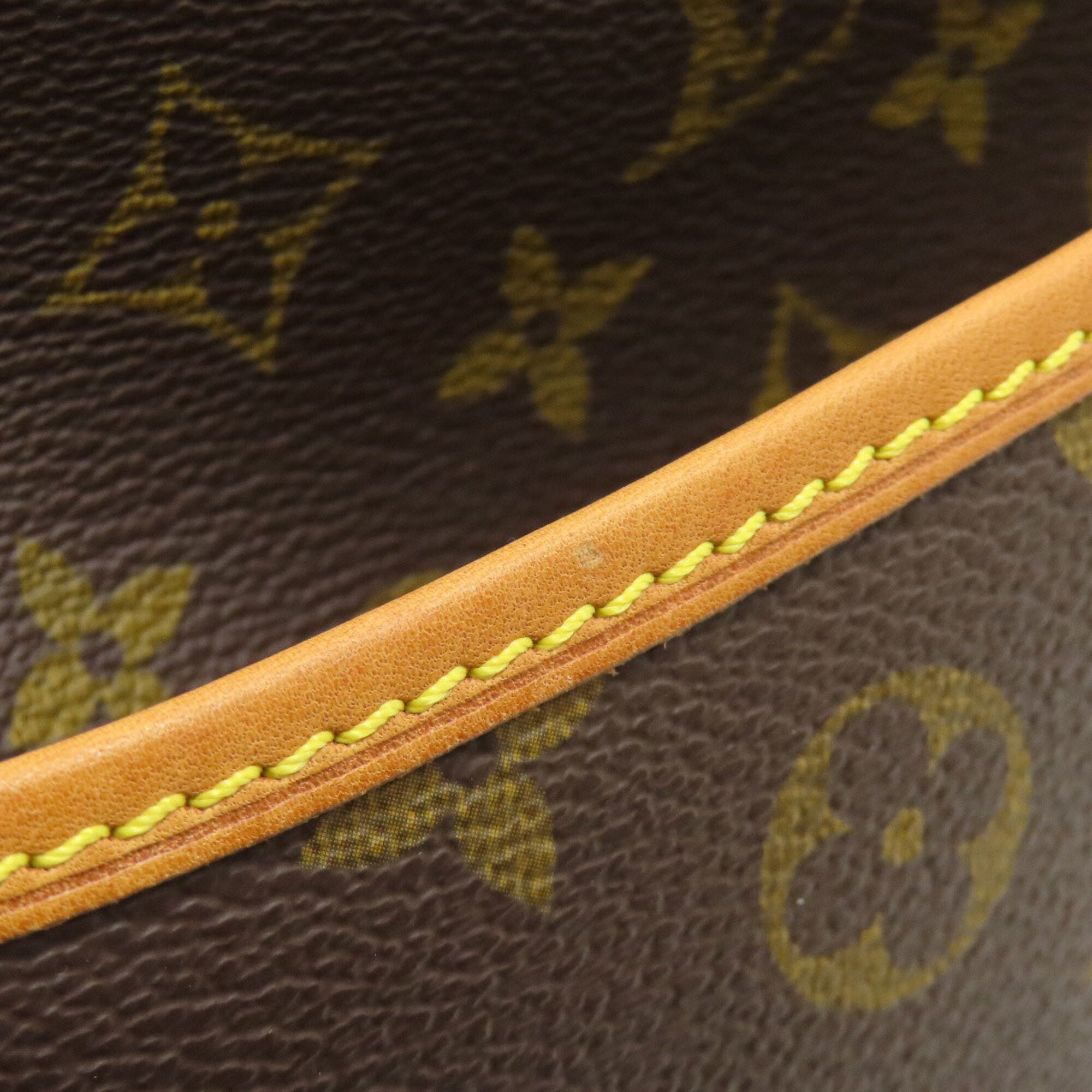 Louis Vuitton Brown Monogram Monogram Canvas Handbag (Pre-Owned)