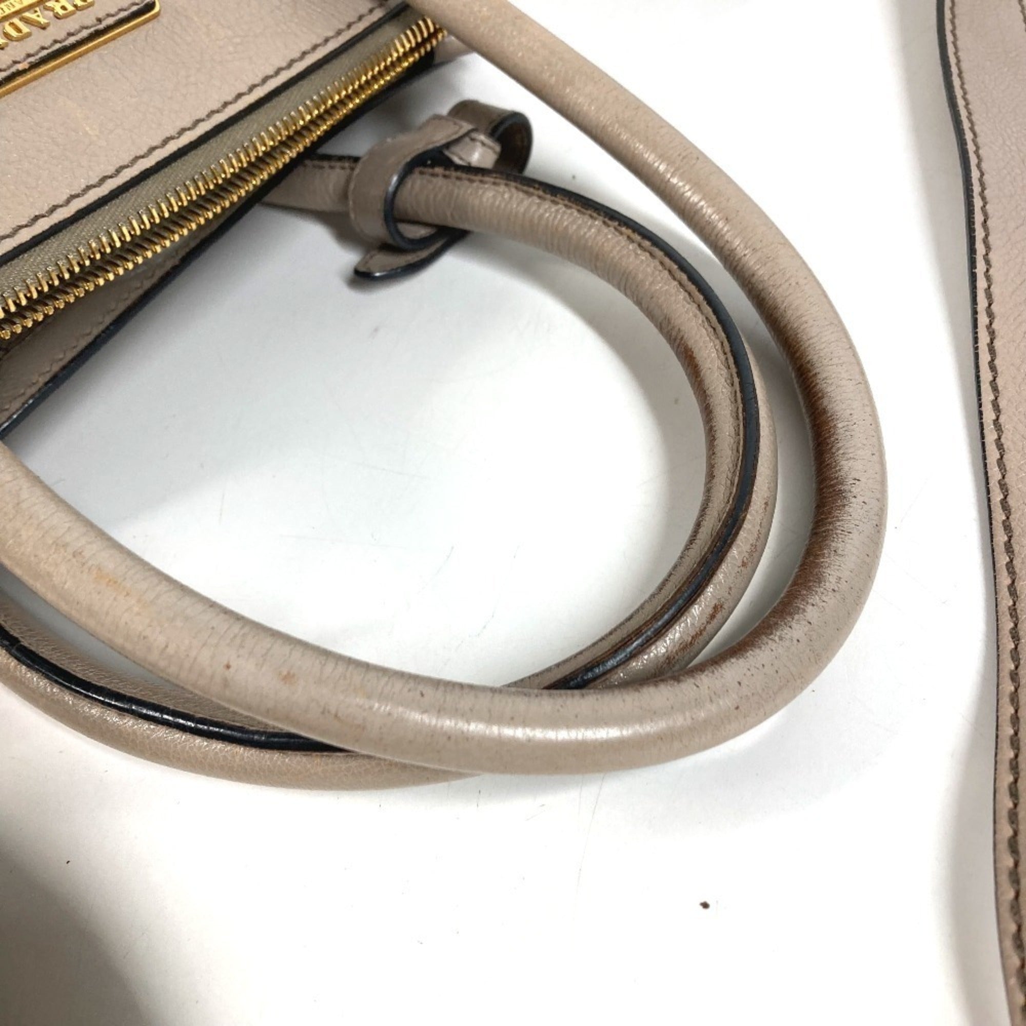 Prada Beige Leather Handbag Shoulder Bag Tote Bag (Pre-Owned)