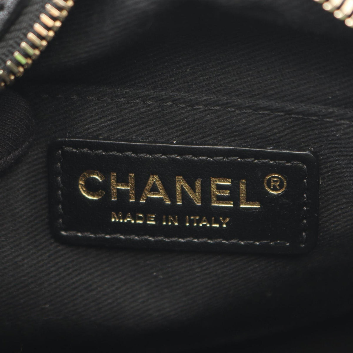 Chanel Black Leather Handbag Shoulder Bag (Pre-Owned)