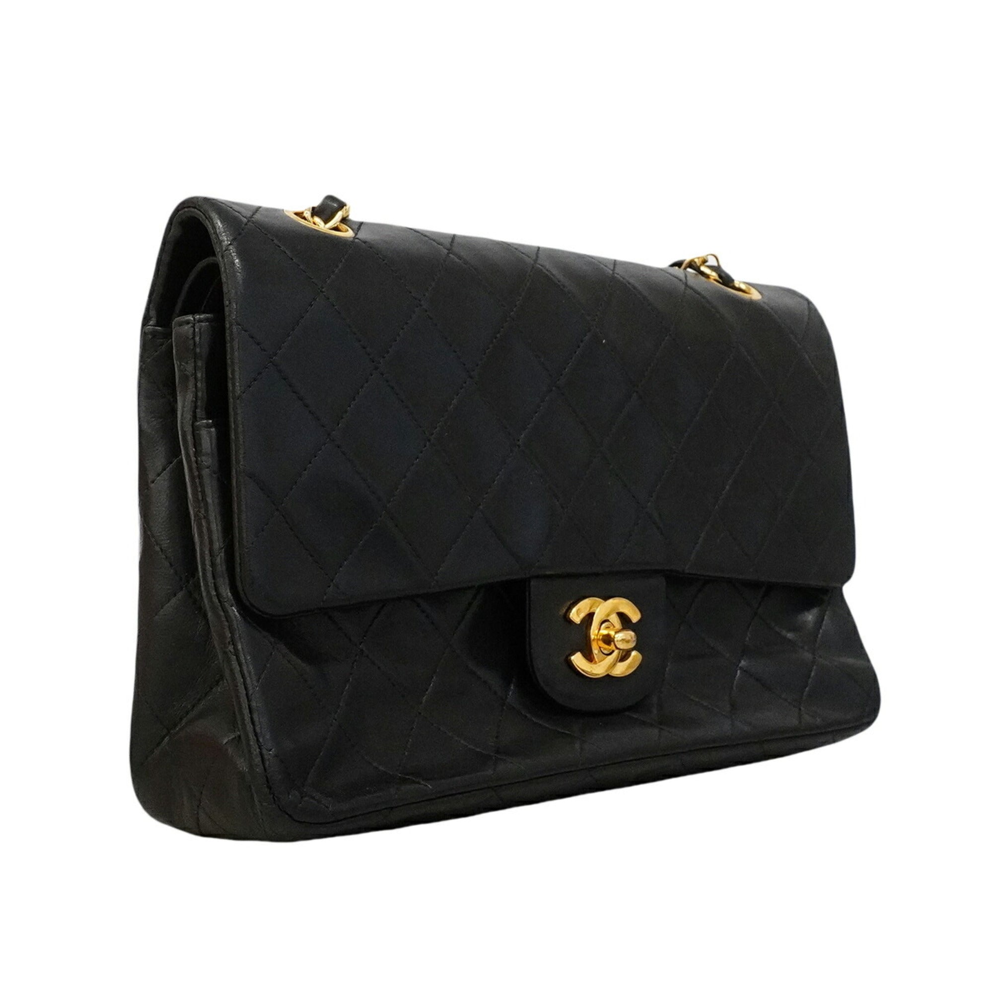Chanel Black Leather Shoulder Bag (Pre-Owned)