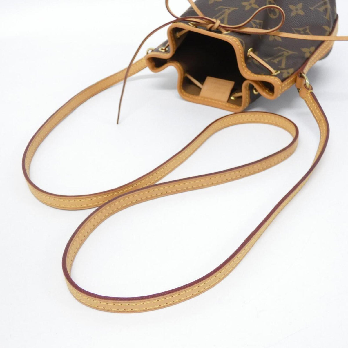 Louis Vuitton Brown Coated Canvas Shoulder Bag (Pre-Owned)