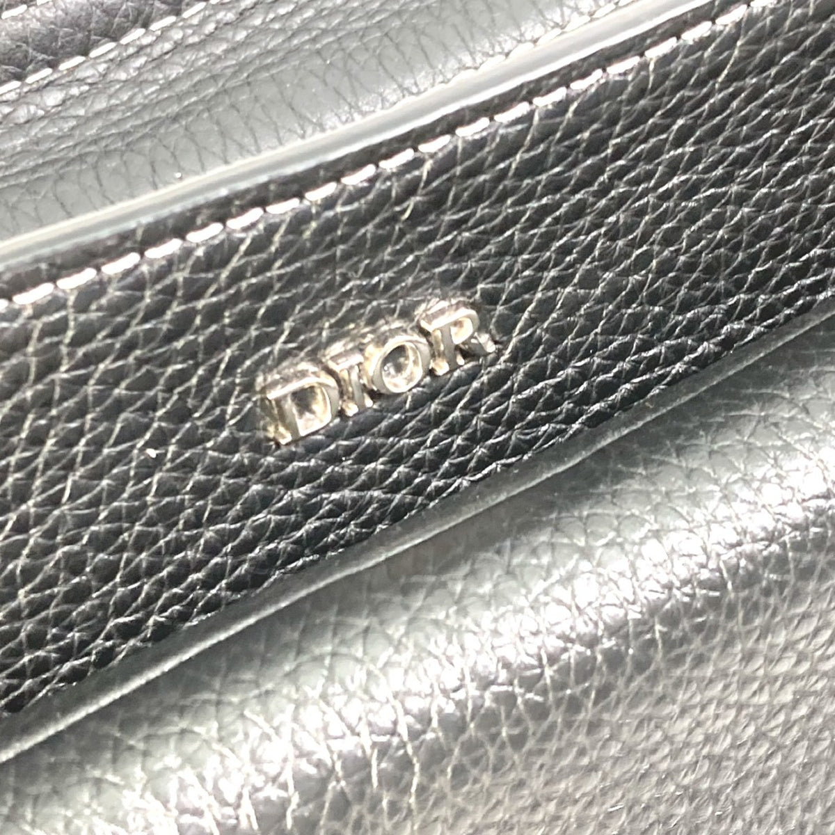 Christian Dior Black Leather Shoulder Bag (Pre-Owned)
