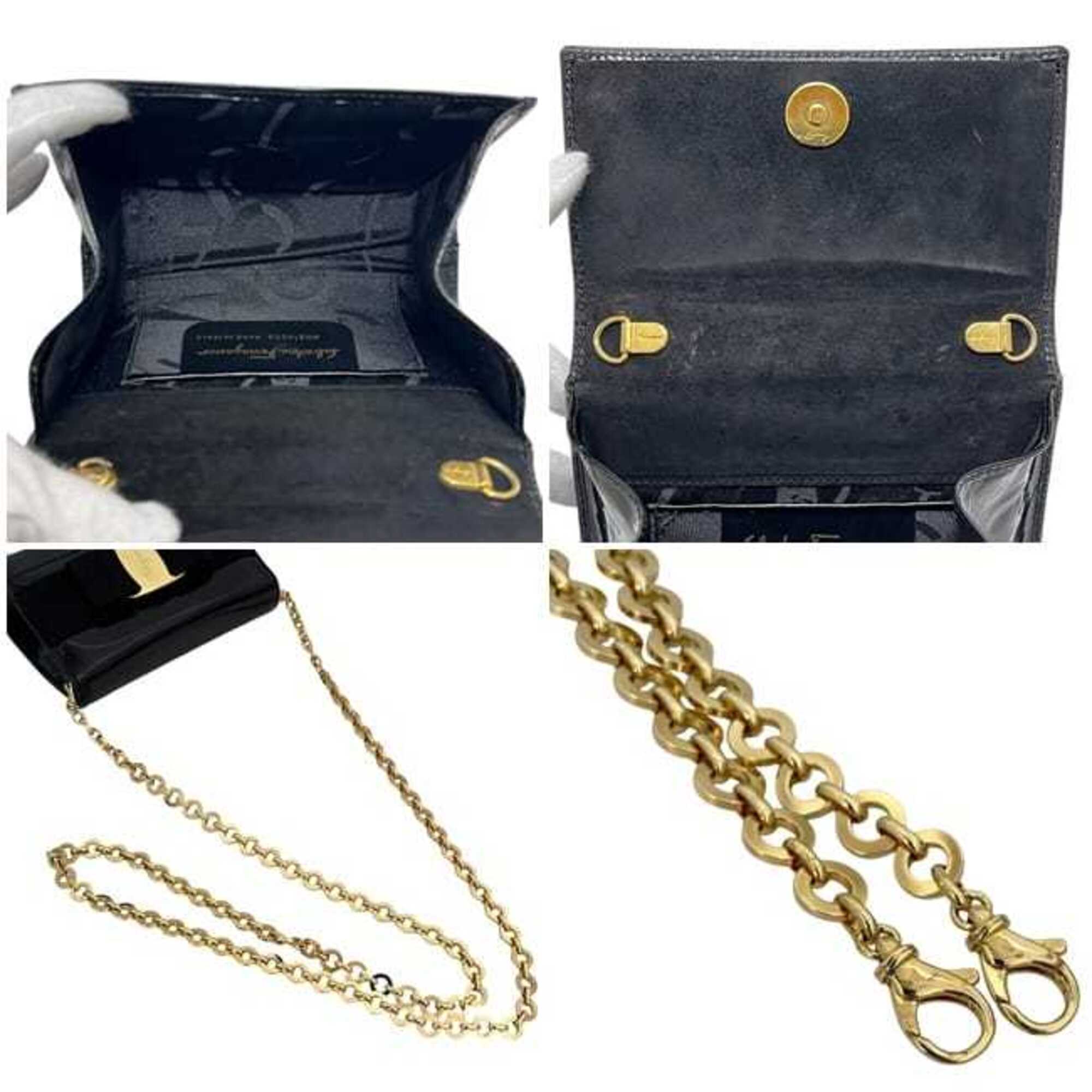 Salvatore Ferragamo Vara Black Patent Leather Shoulder Bag (Pre-Owned)