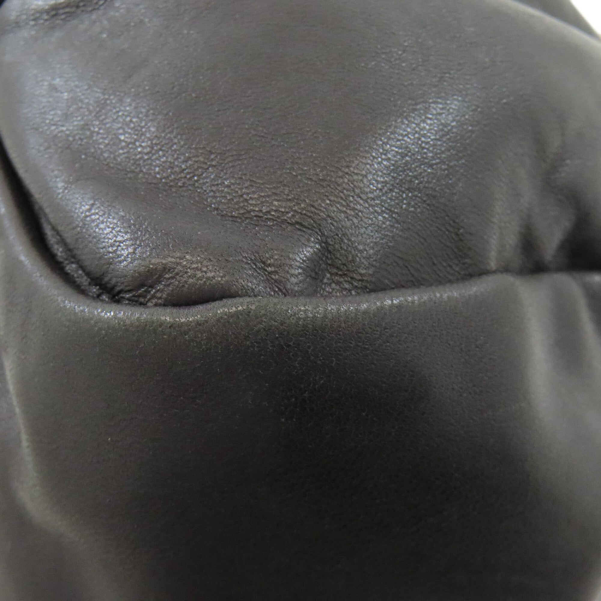 Miu Miu Black Leather Shoulder Bag (Pre-Owned)