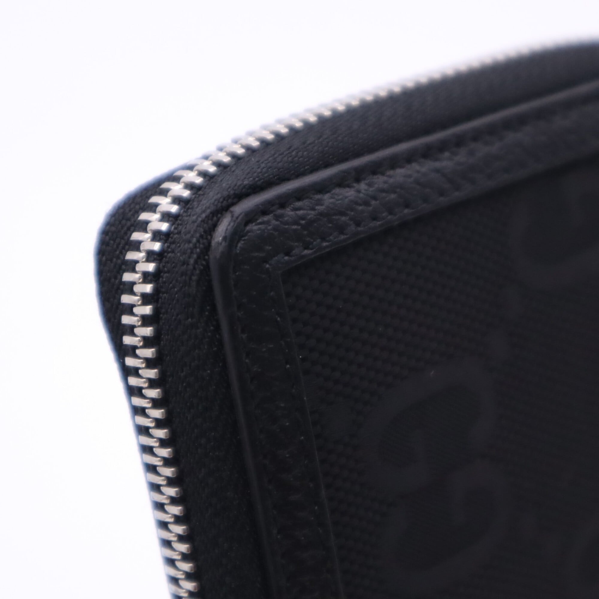 Gucci Gold Black Canvas Leather Long Wallet (Bi-Fold) (Pre-Owned)