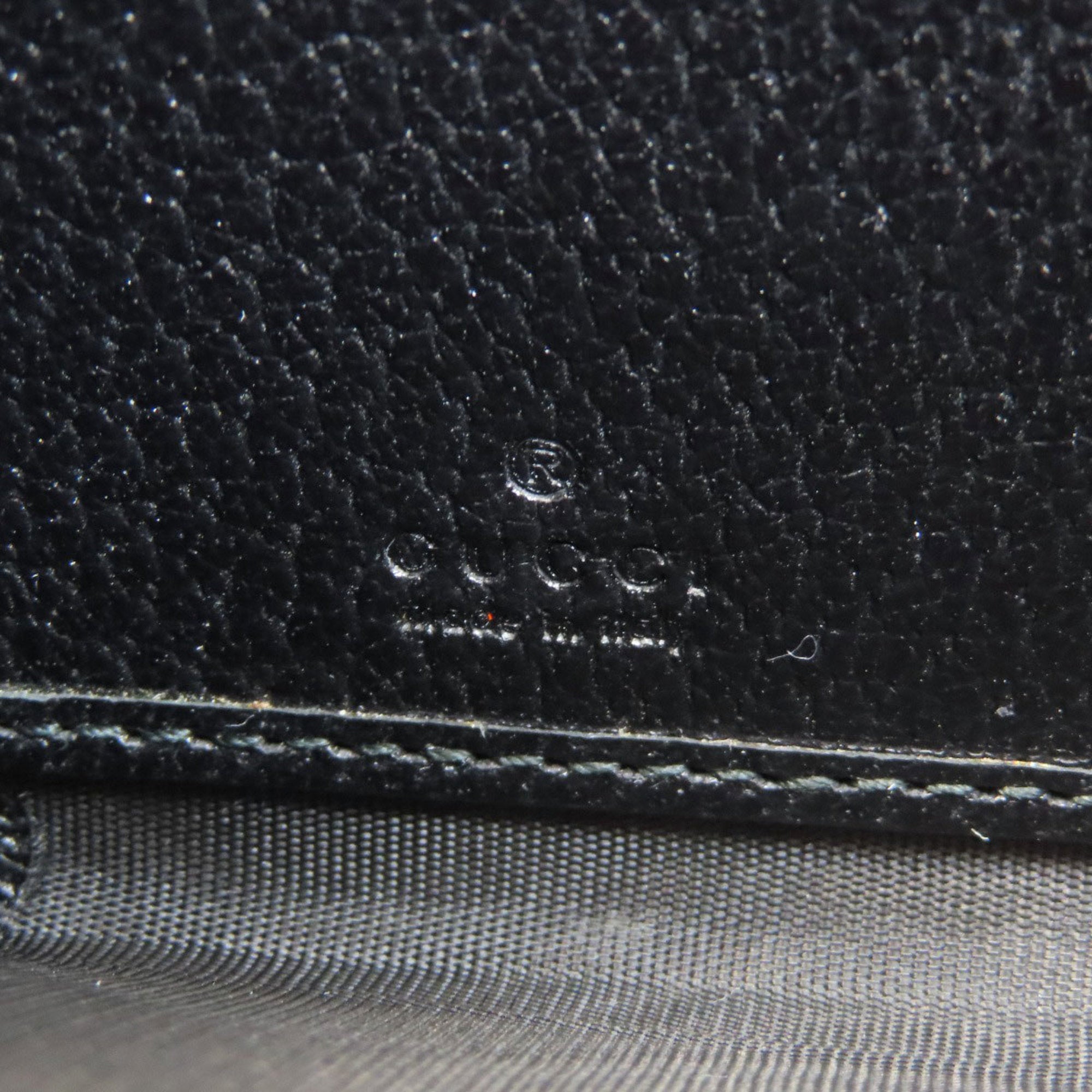 Gucci Black Leather Long Wallet (Bi-Fold) (Pre-Owned)