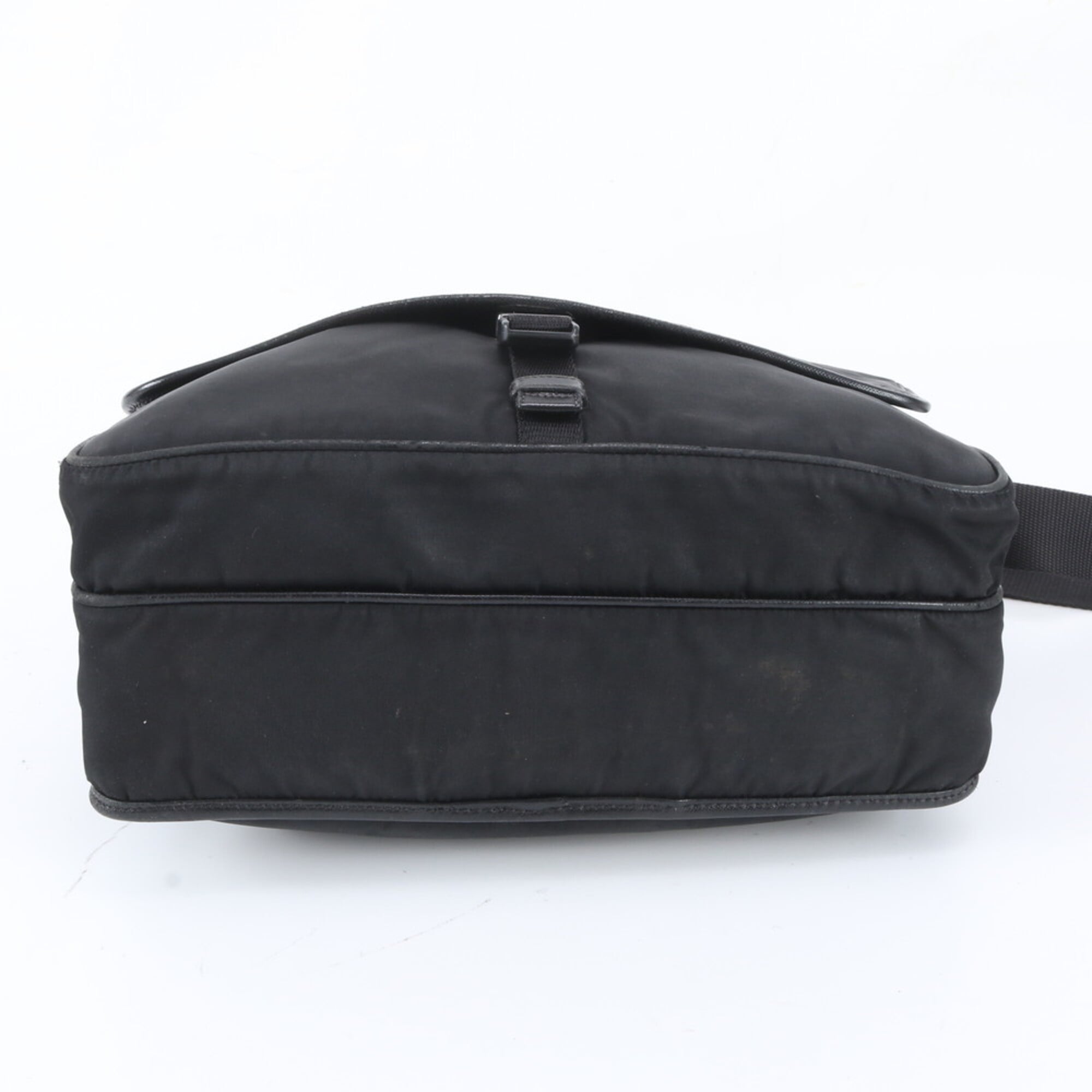 Prada Black Nylon Leather Shoulder Bag (Pre-Owned)