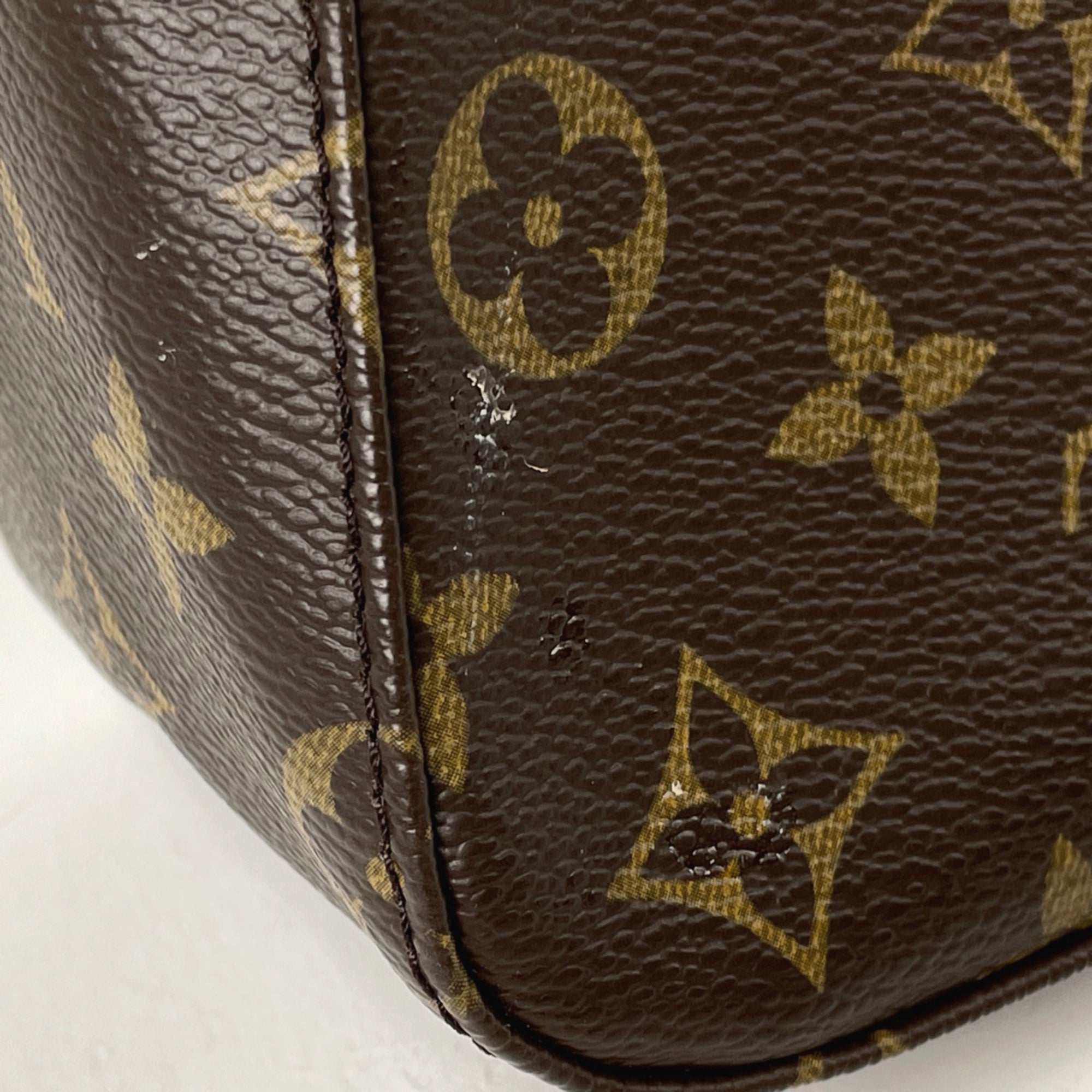 Louis Vuitton Brown Monogram Monogram Handbag (Pre-Owned)